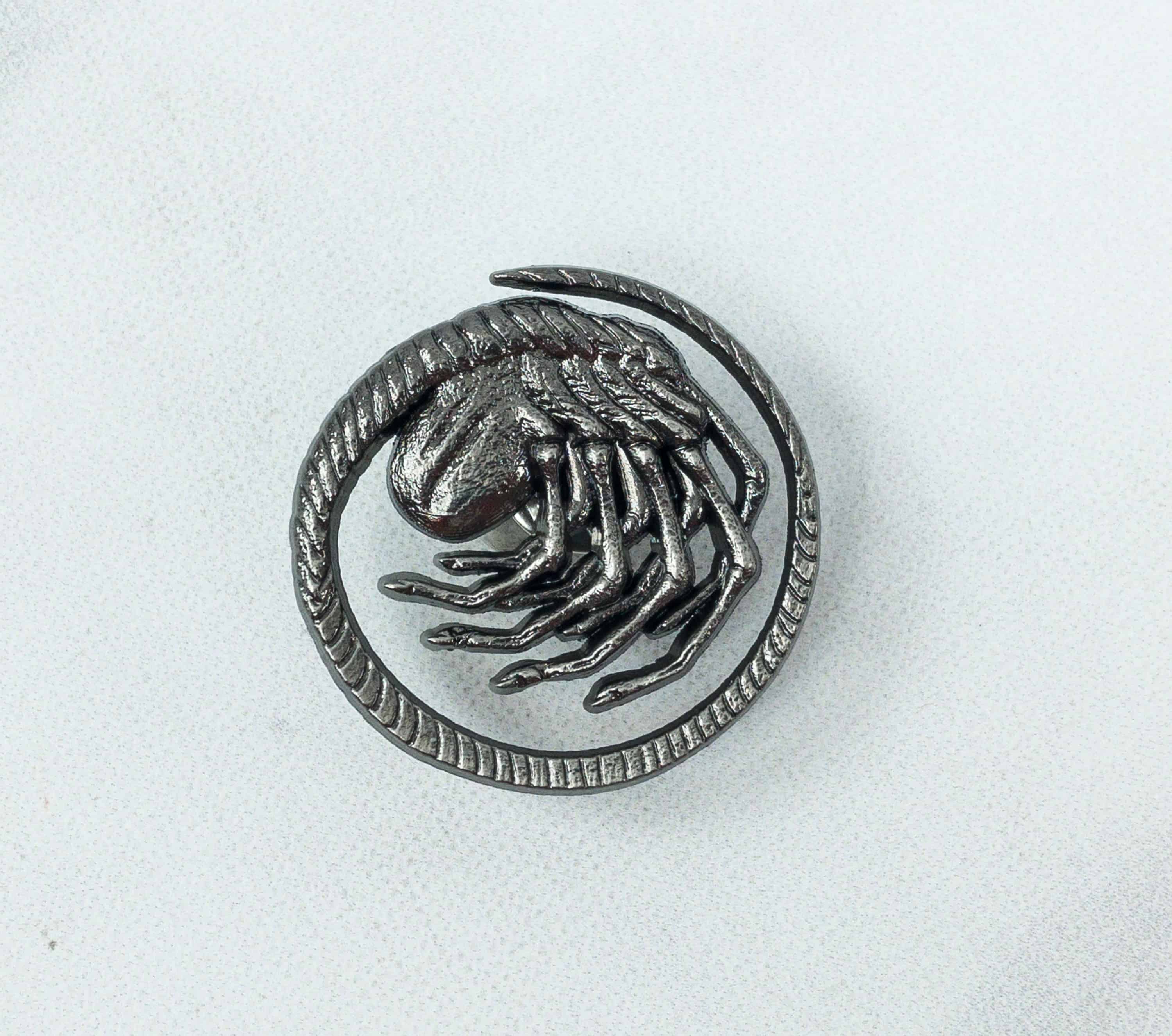 Alien Facehugger 1.25" Metal Cloisonne Pin Loot Crate Exclusive BRAND NEW 