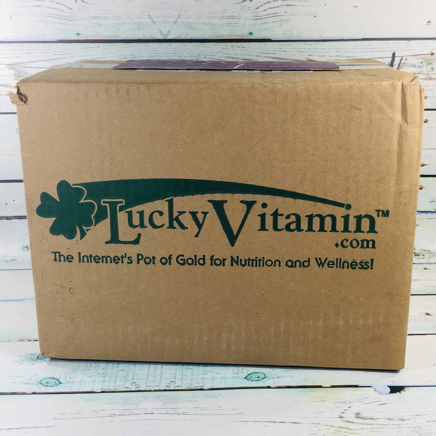 LuckyVitamin Beauty Bag October 2018 Subscription Box Review Hello
