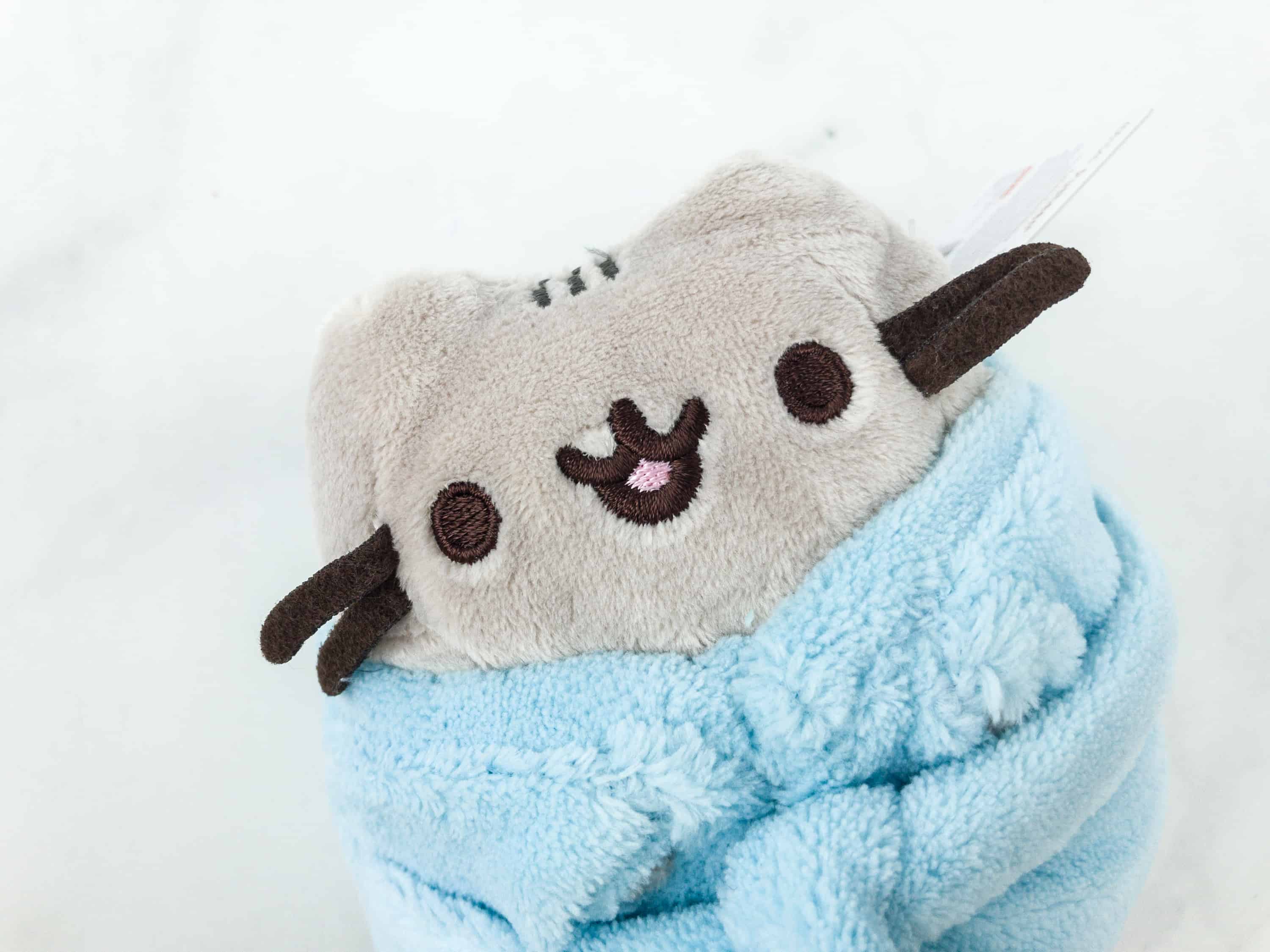 pusheen robe plush