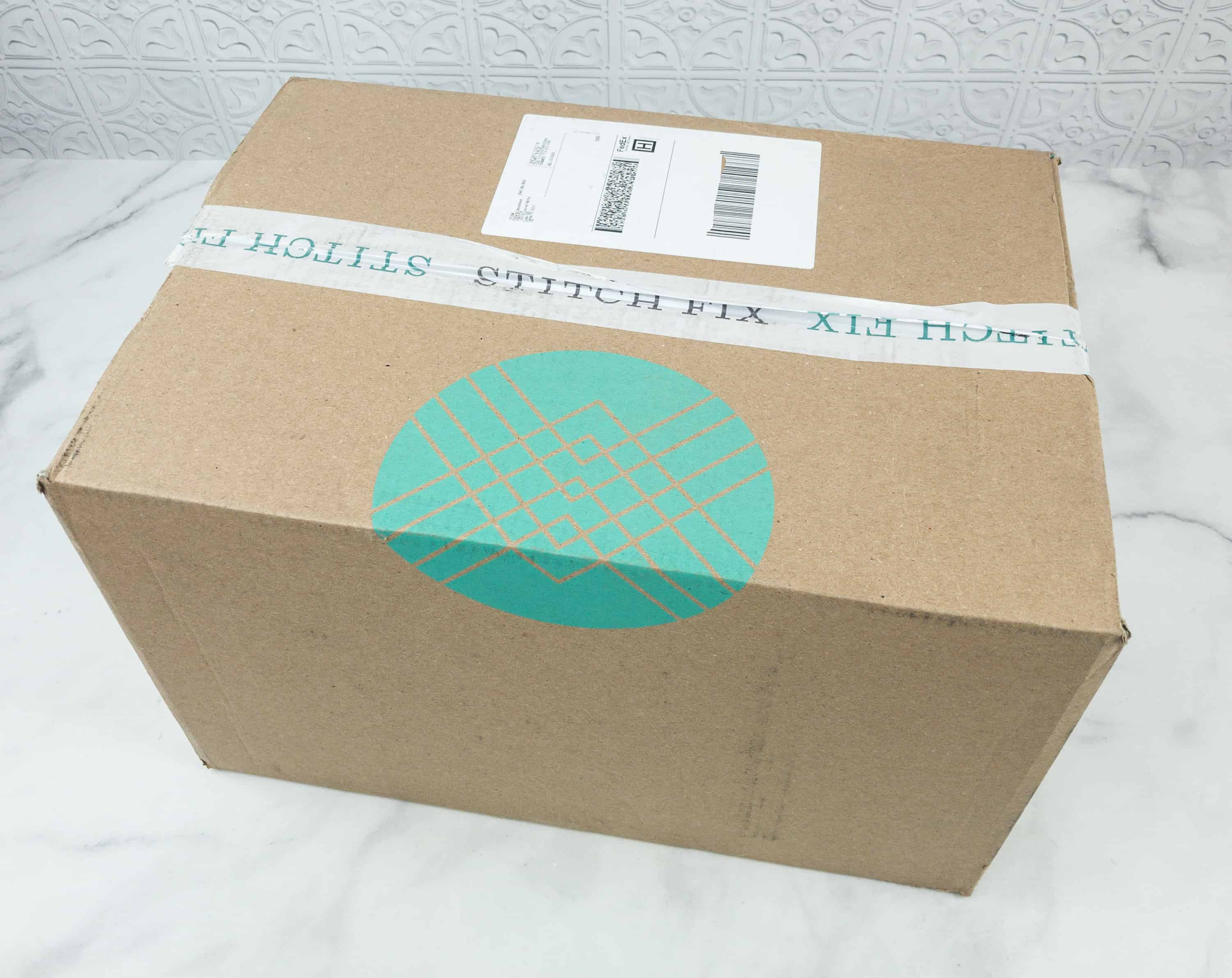 November 2018 Stitch Fix Review - hello subscription