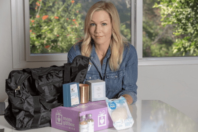 MomGiftBox Cyber Monday Deal: Save $50 on Limited Edition Mom Gift Box!