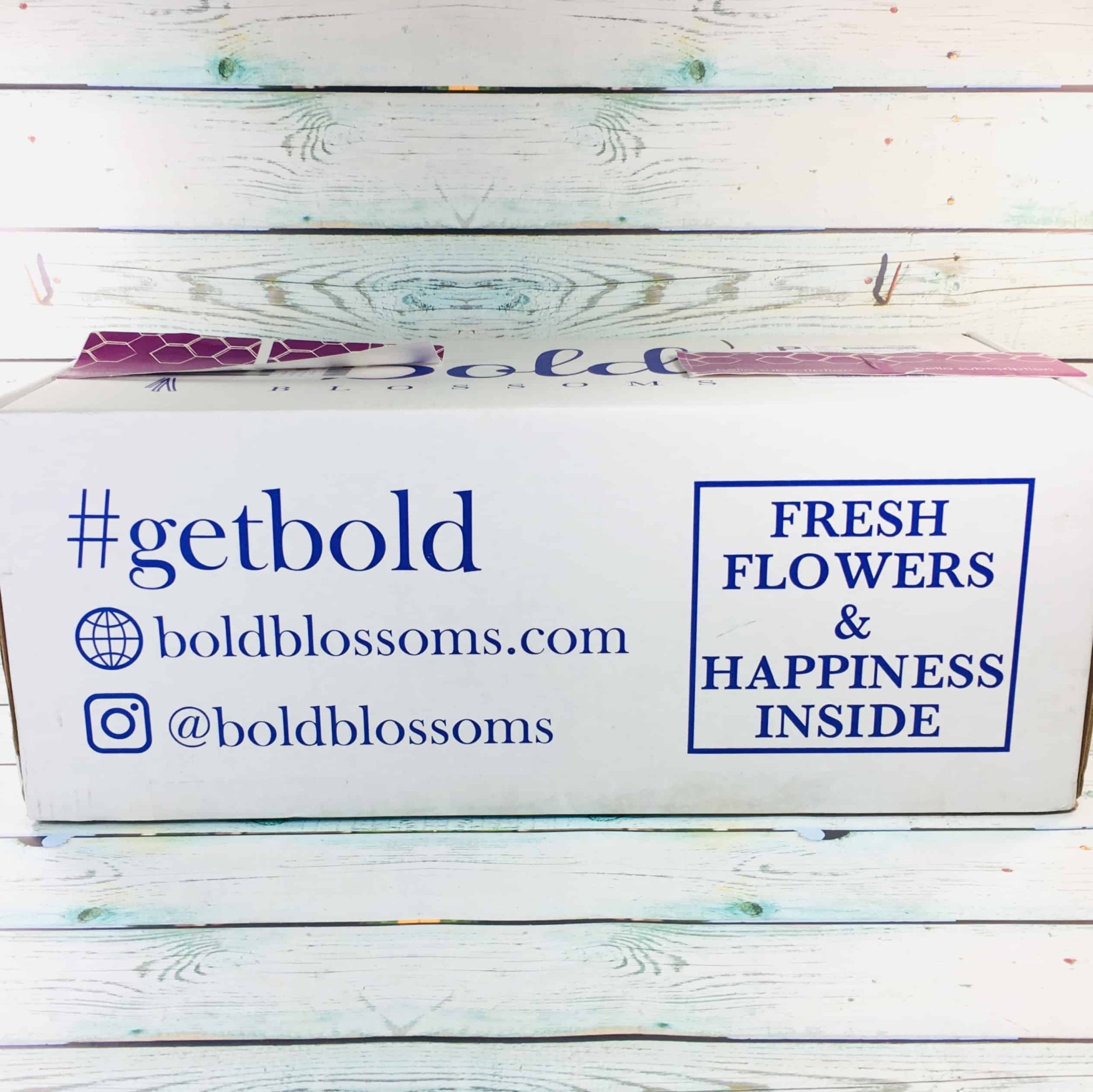 Bold Blossoms December 2018 Subscription Box Review + Coupon Hello