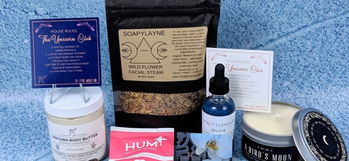 Chasin’ Unicorns Subscription Box Review – December 2018