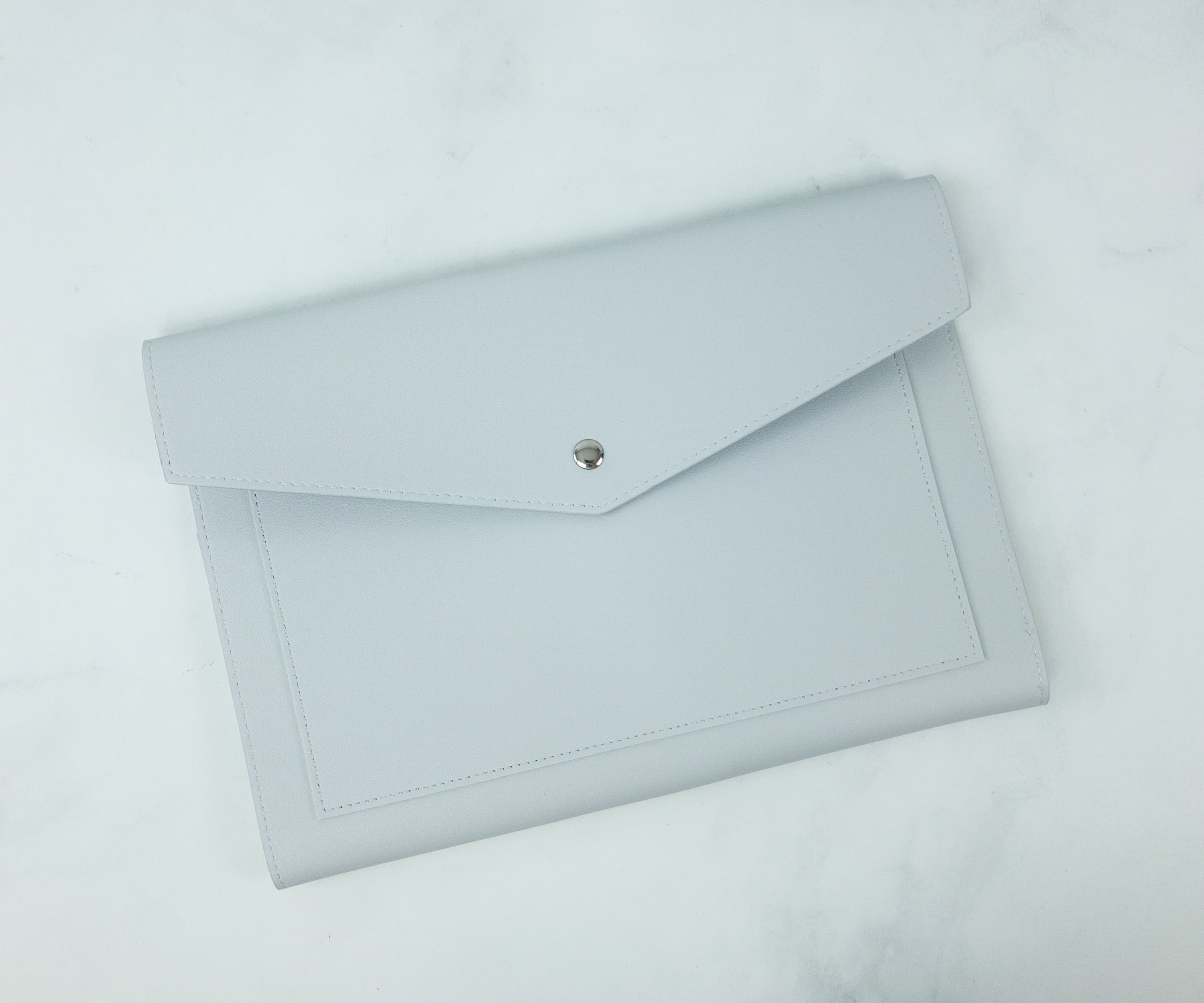 Causebox megan portfolio online clutch