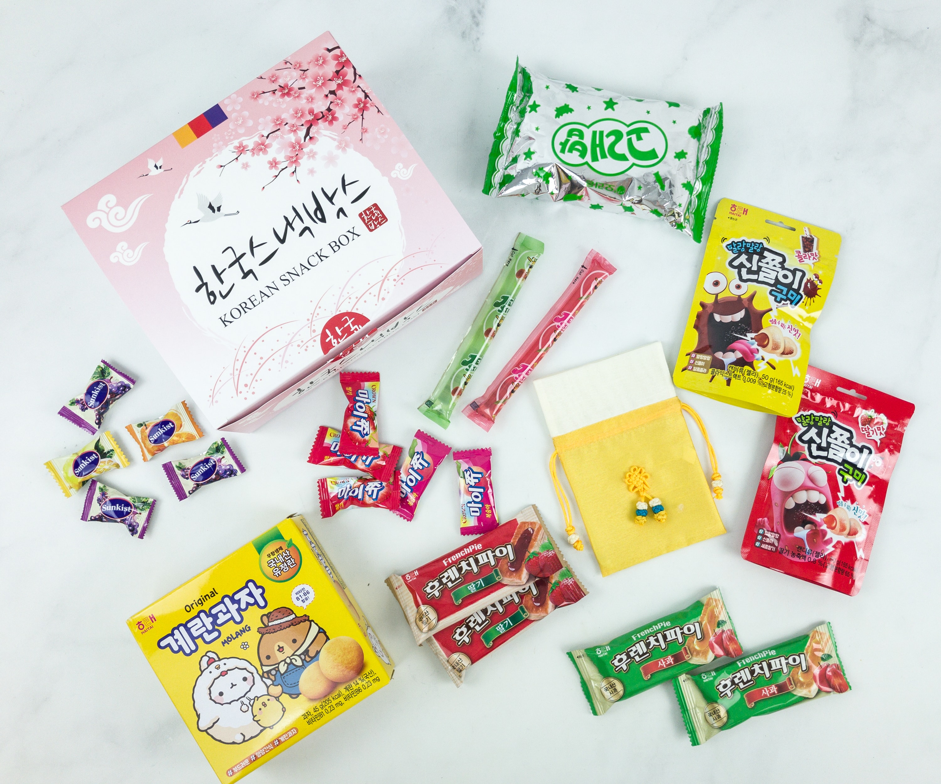 Korean Snack Box May 2019 Subscription Box Review + Coupon - Hello ...
