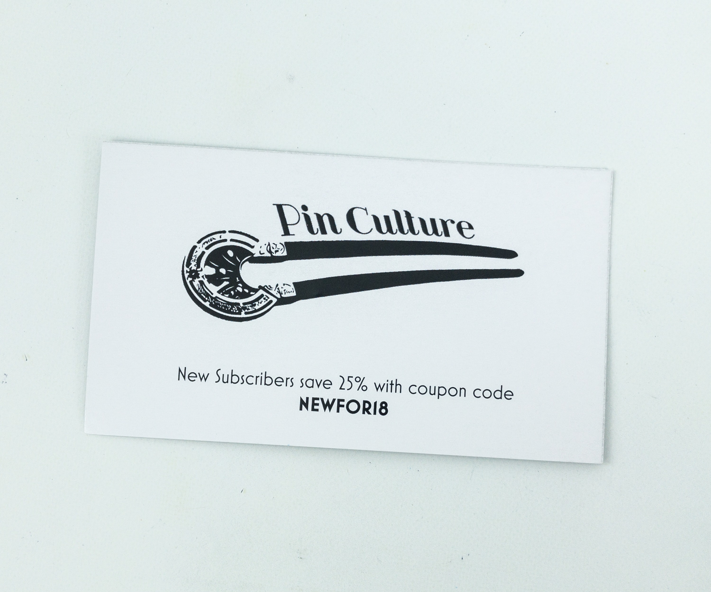 https://hellosubscription.com/wp-content/uploads/2019/05/02111144/pin-culture-box-review-bobby-pins-hair-ties-6.jpg?quality=100