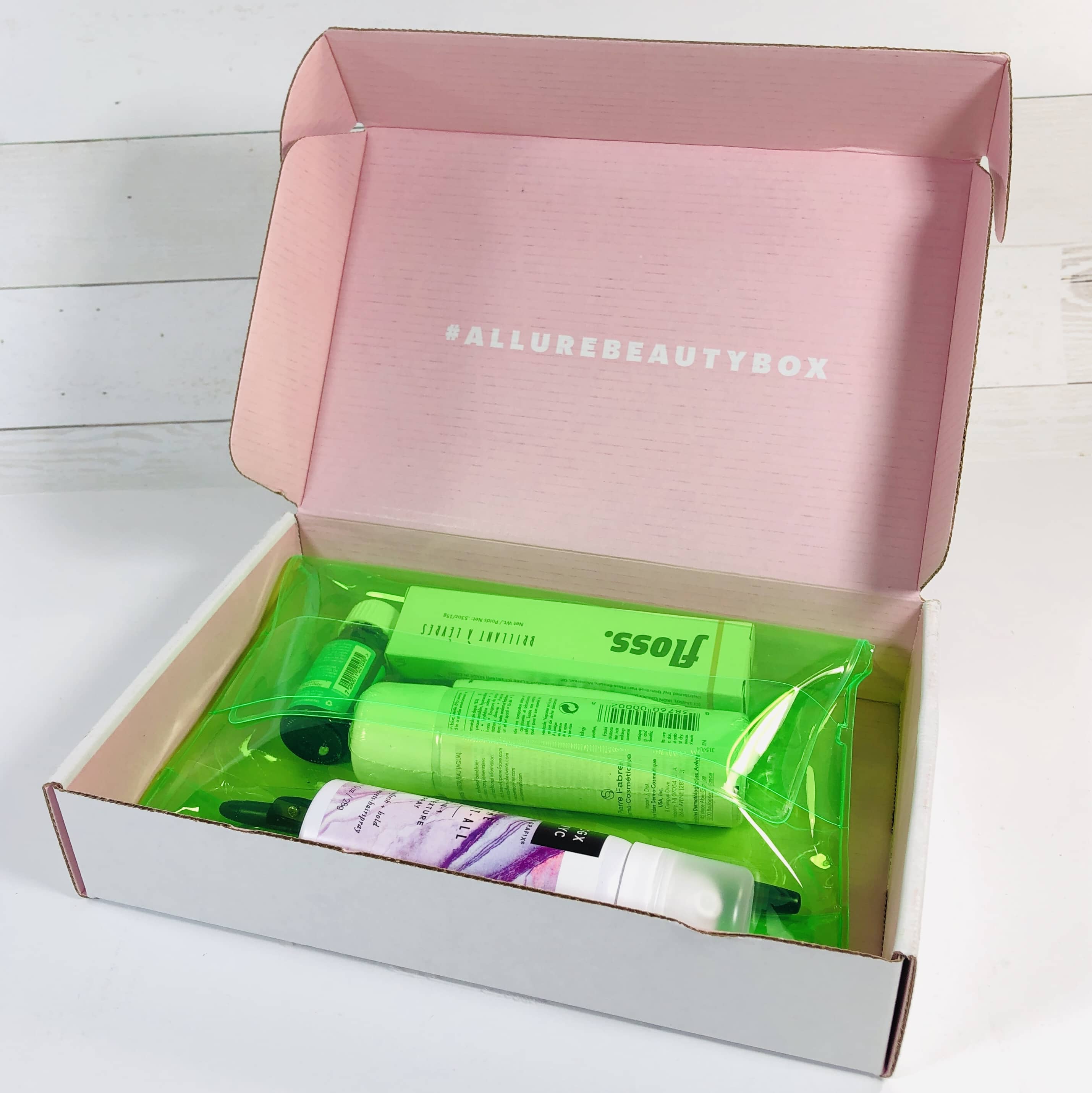 Allure Beauty Box June 2019 Subscription Box Review & Coupon Hello
