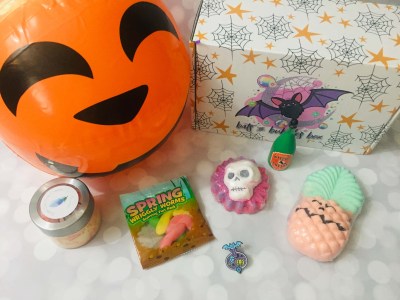 Bats and Bubbles July 2019 Subscription Box Review + Coupon!