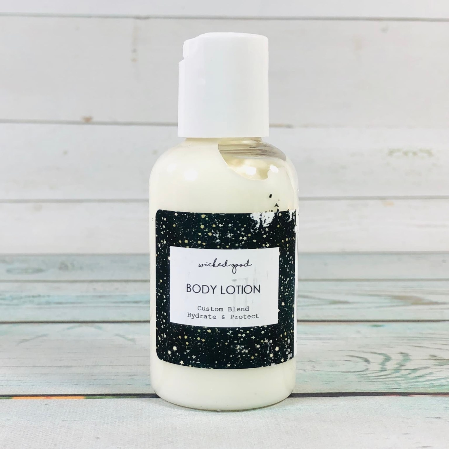 Wicked Good Perfume September 2019 Subscription Box Review hello