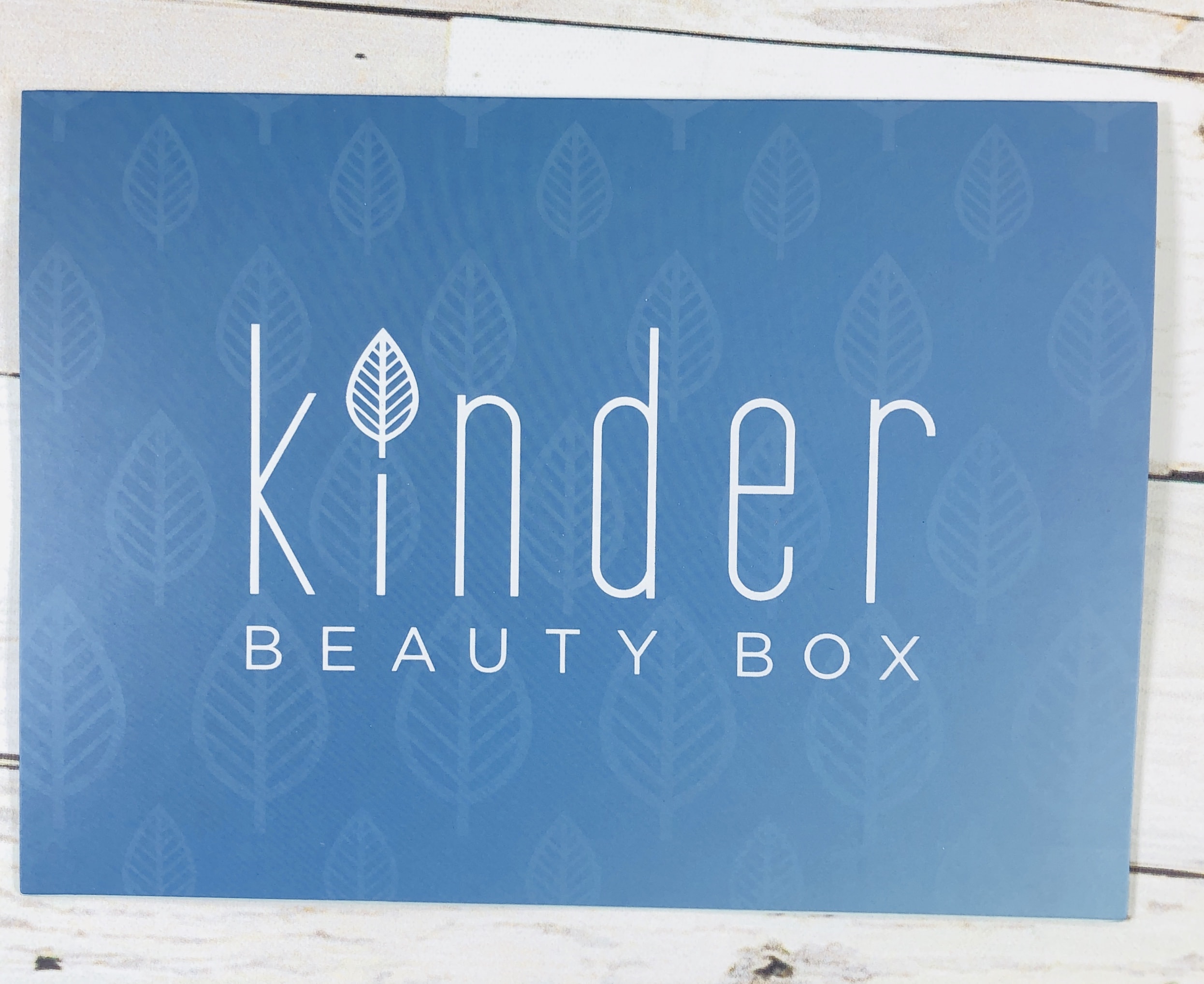 Kinder Beauty Box January 2020 Review + Coupon! Hello Subscription