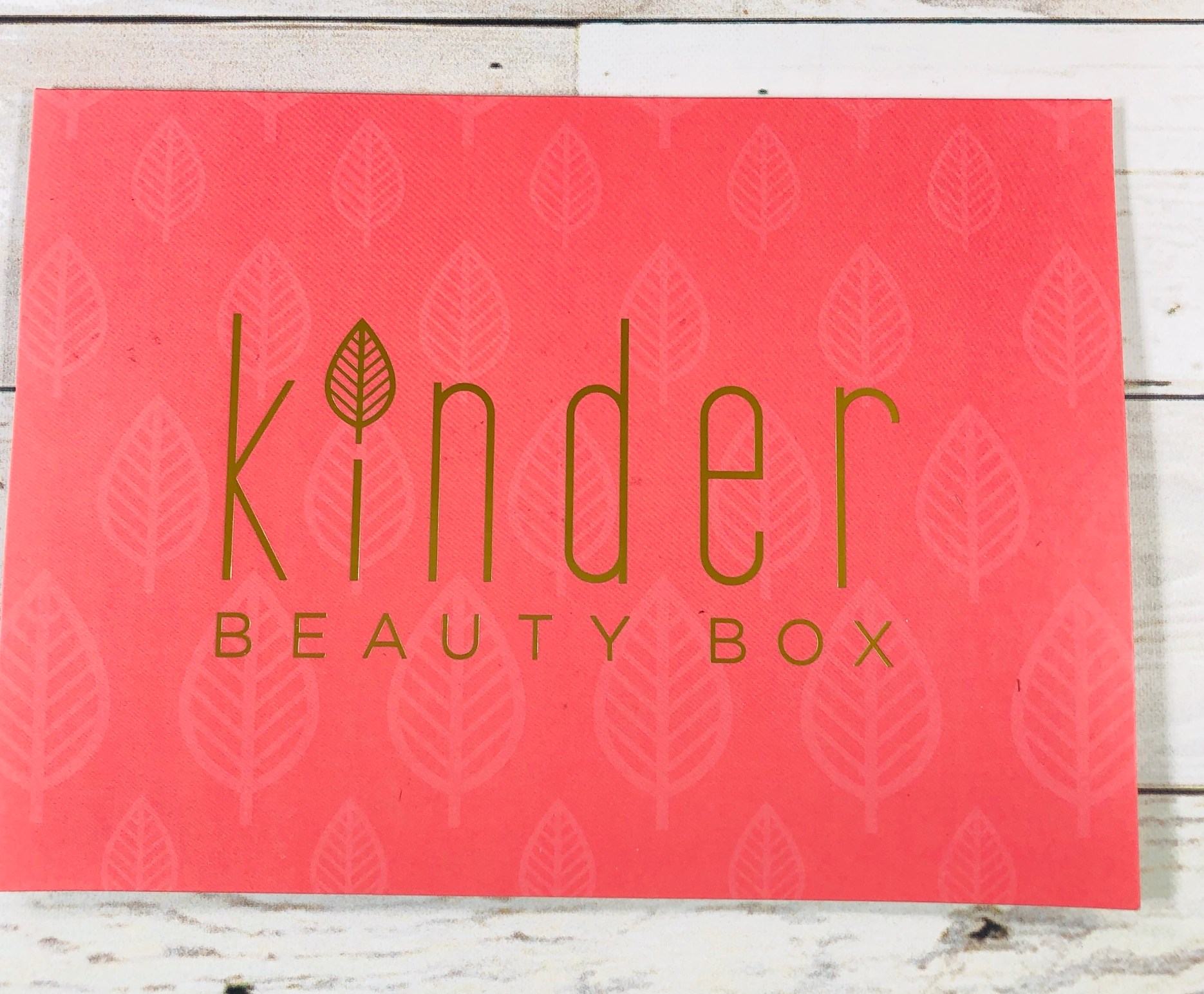 Kinder Beauty Box February 2020 Review + Coupon! Hello Subscription