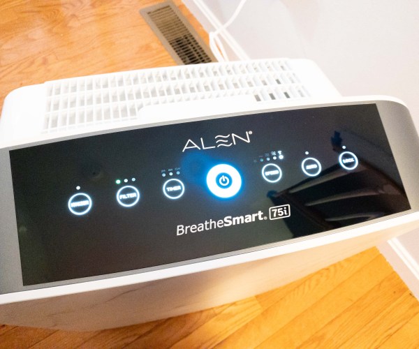 Alen BreatheSmart 75i Air Purifier Review + Coupon hello subscription