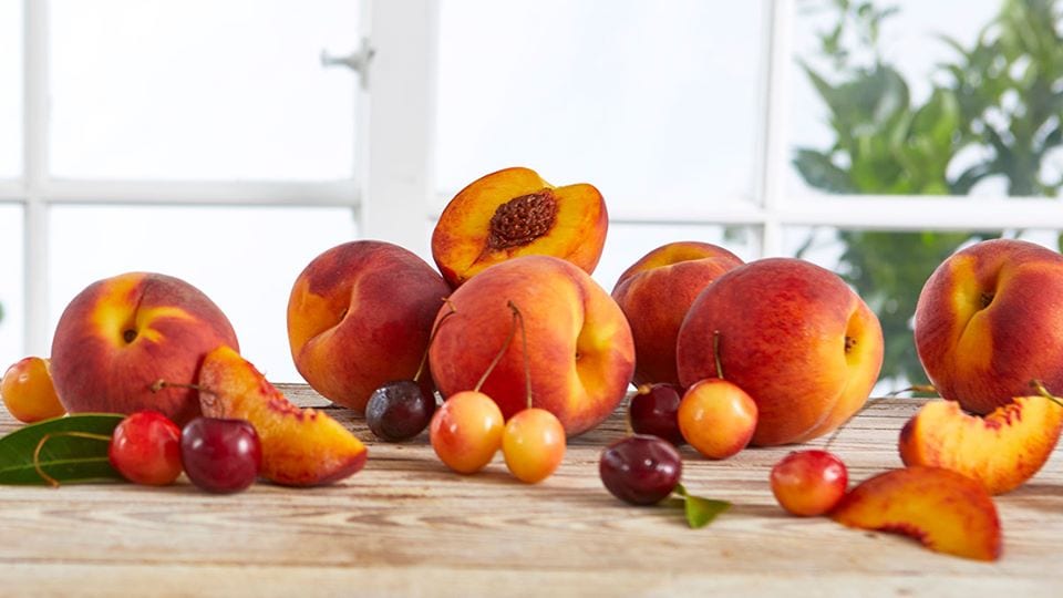 NEW: Farm Fresh Nectarines from Hale Groves! – The Groves