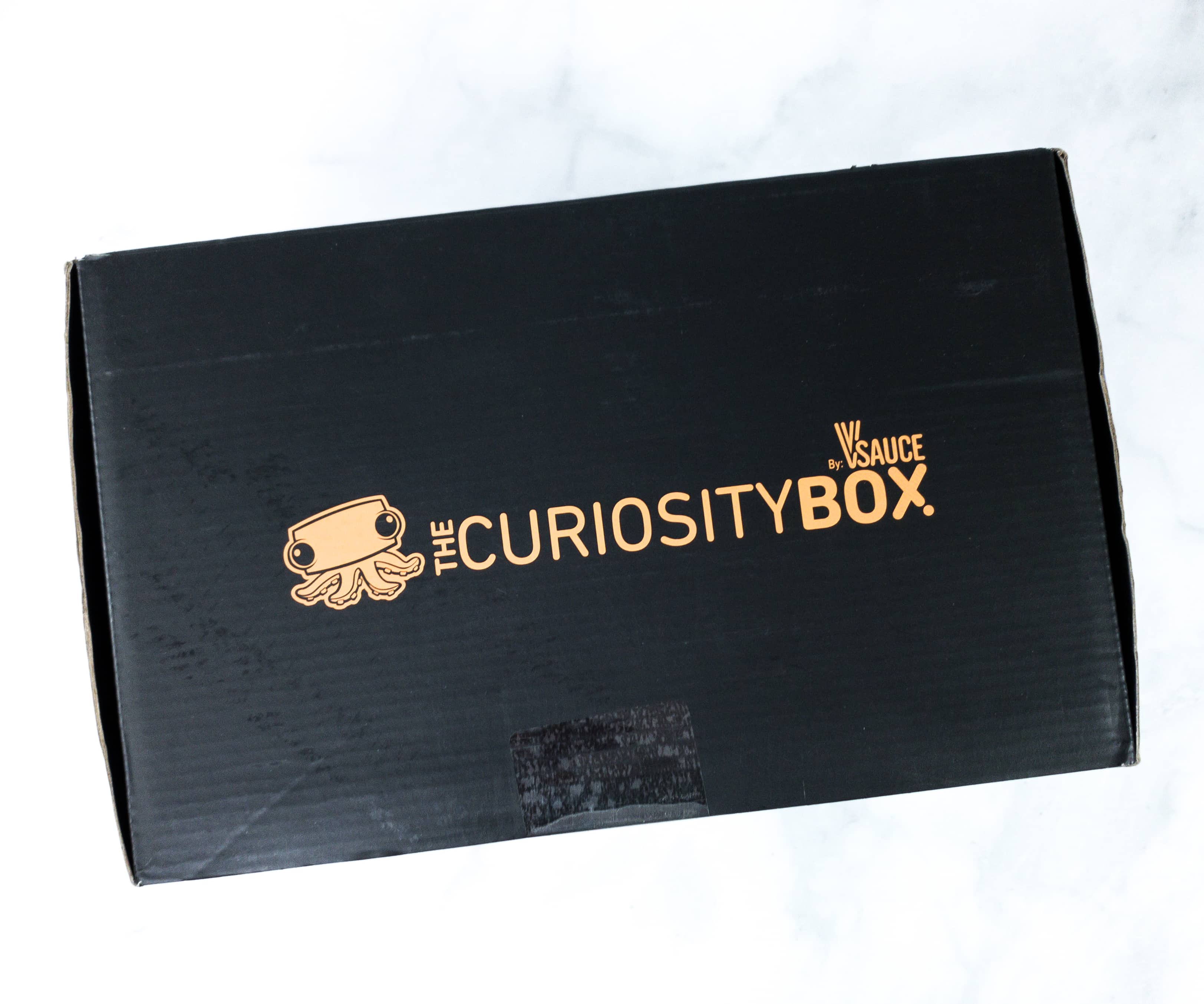 The Curiosity Box by VSauce Spring 2020 Subscription Box Review - Hello ...