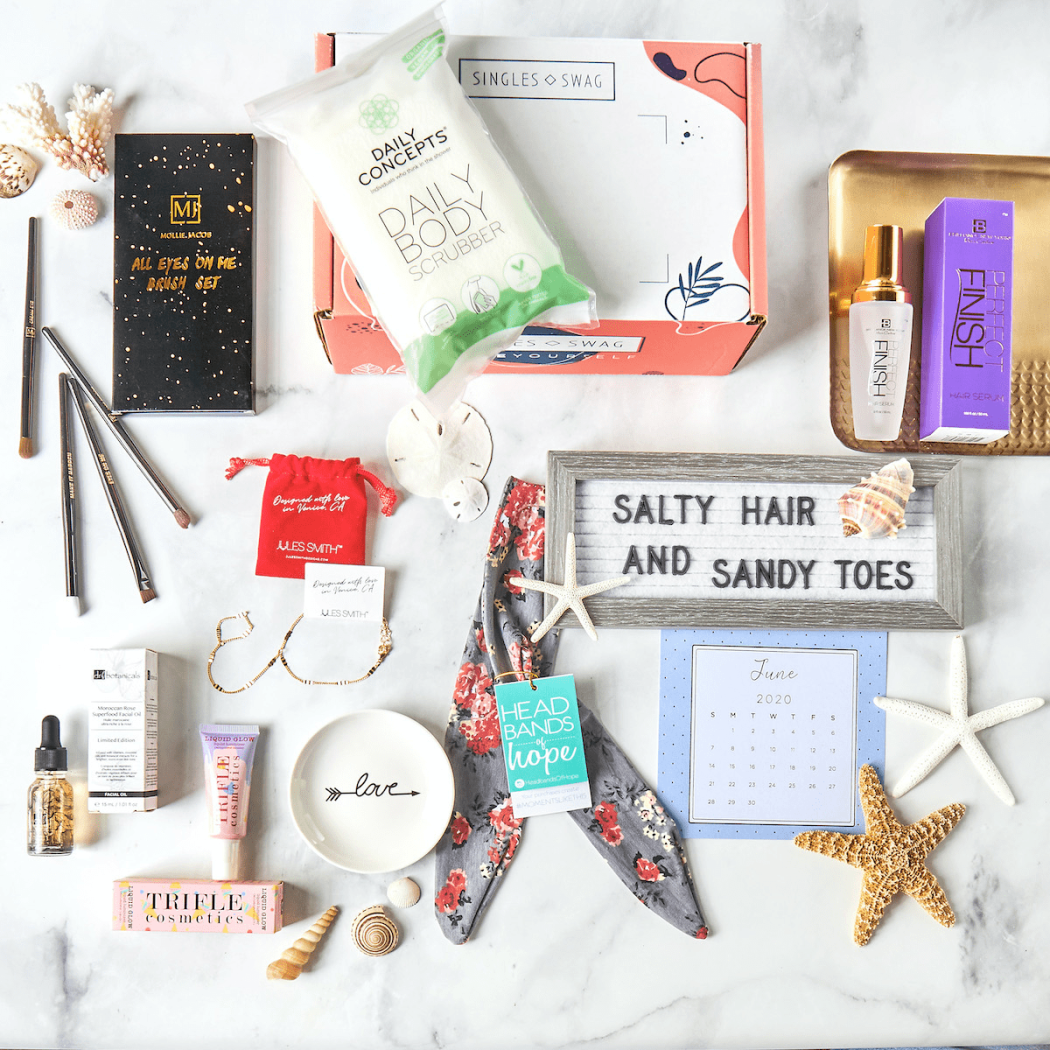 2021s Best Subscription Boxes For Women Hello Subscription 1376