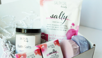SaltyGirl Beauty – Review? Bath Subscription!