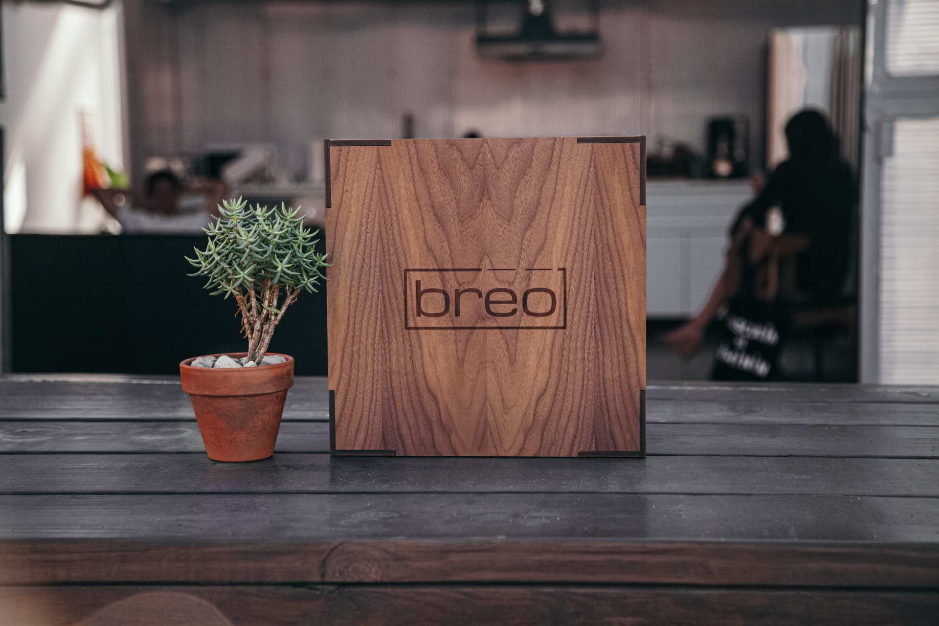 2020 Limited Edition Anniversary Breo Box Spoilers! Hello Subscription