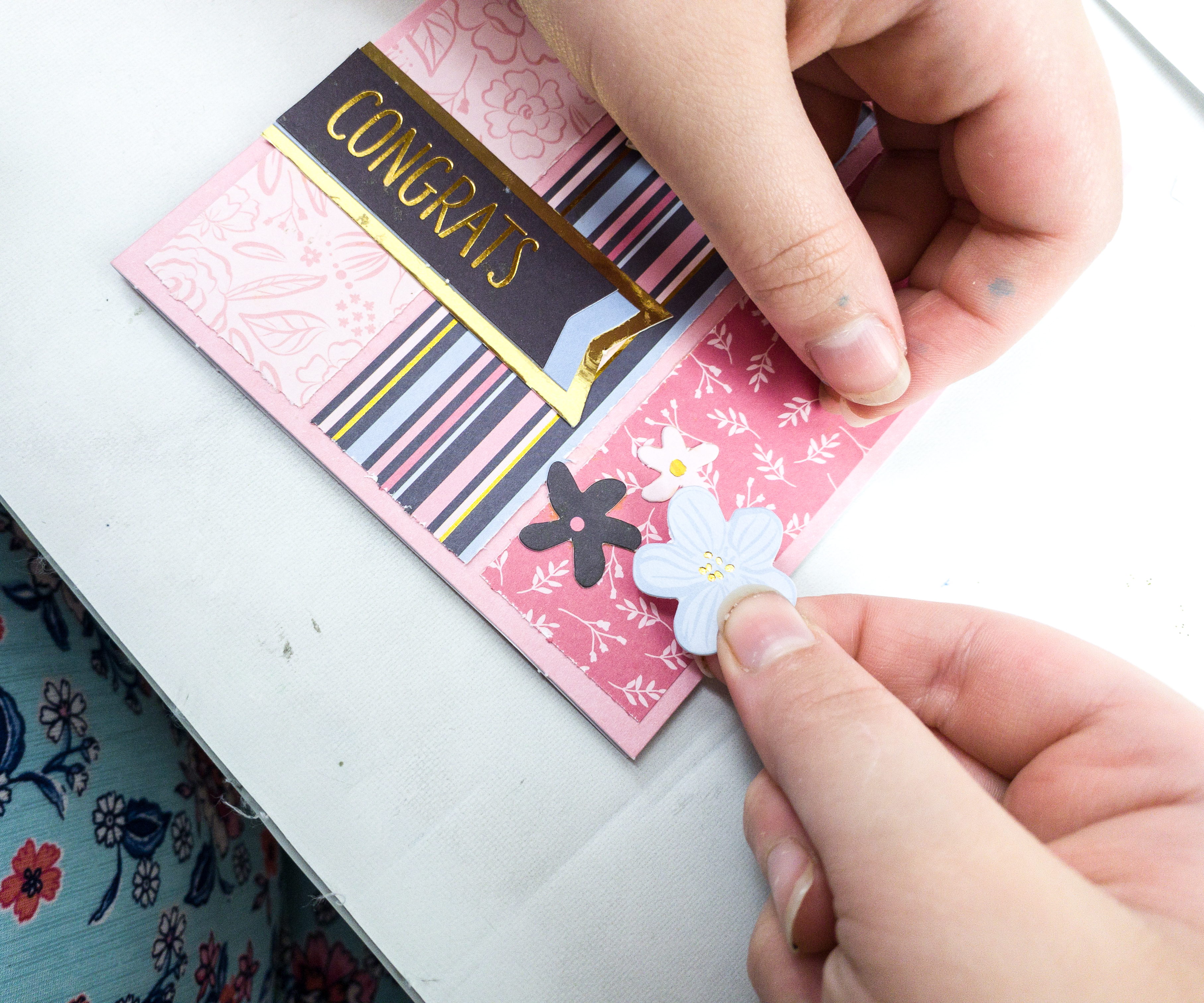 Annie's CardMaker KitoftheMonth Club Review + Coupon hello