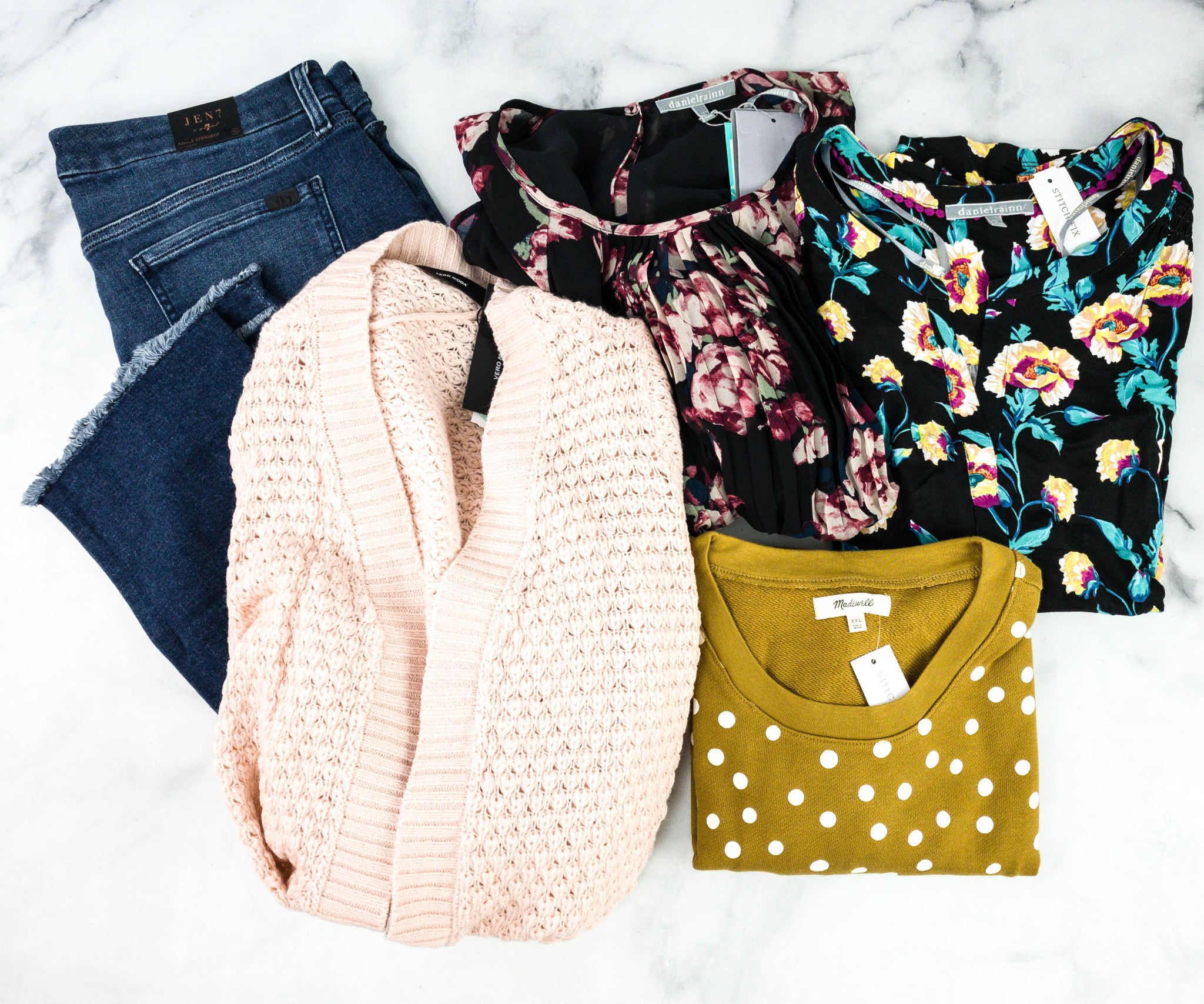 Stitch Fix Reviews: Get All The Details At Hello Subscription!