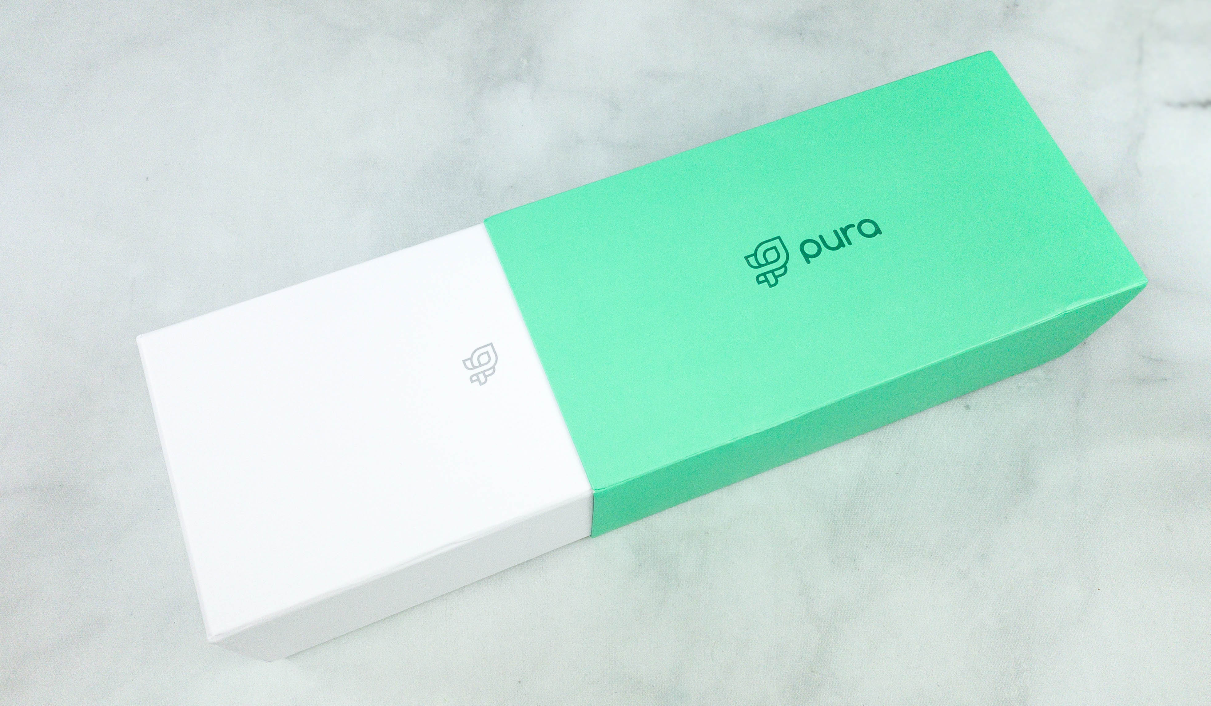 Pura Fragrance Diffuser Review + Coupon Hello Subscription