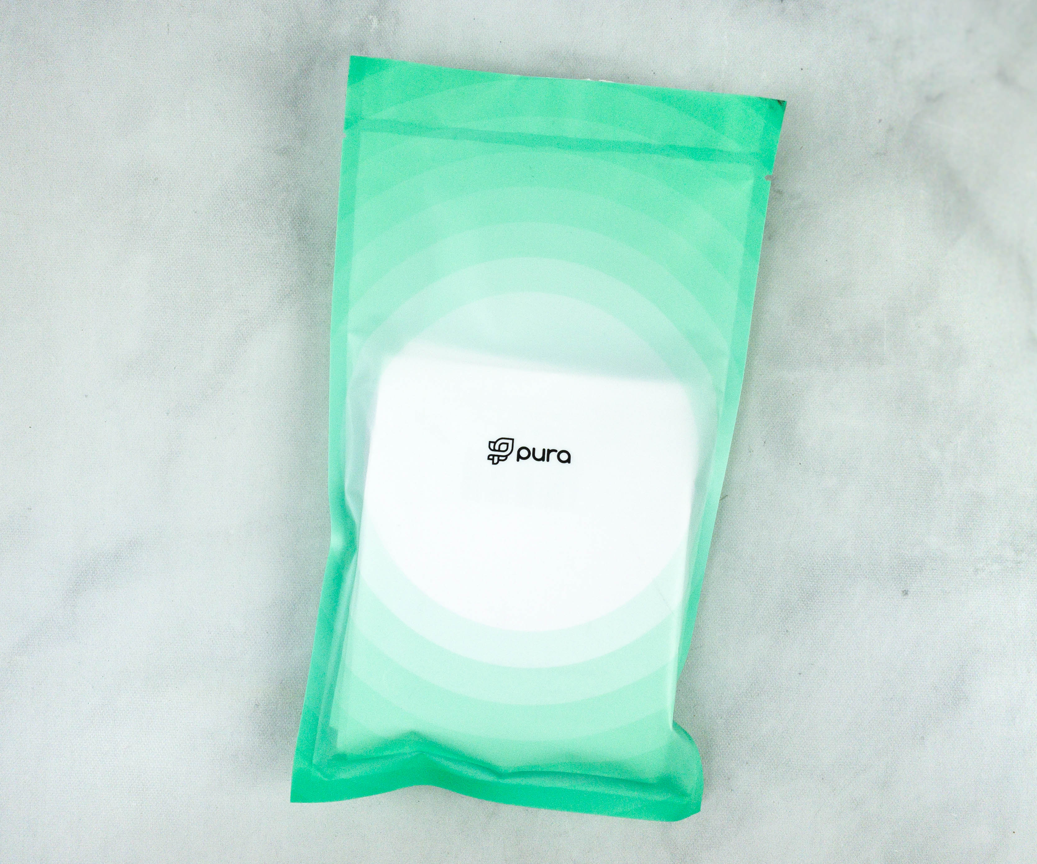 Pura Fragrance Diffuser Review + Coupon hello subscription