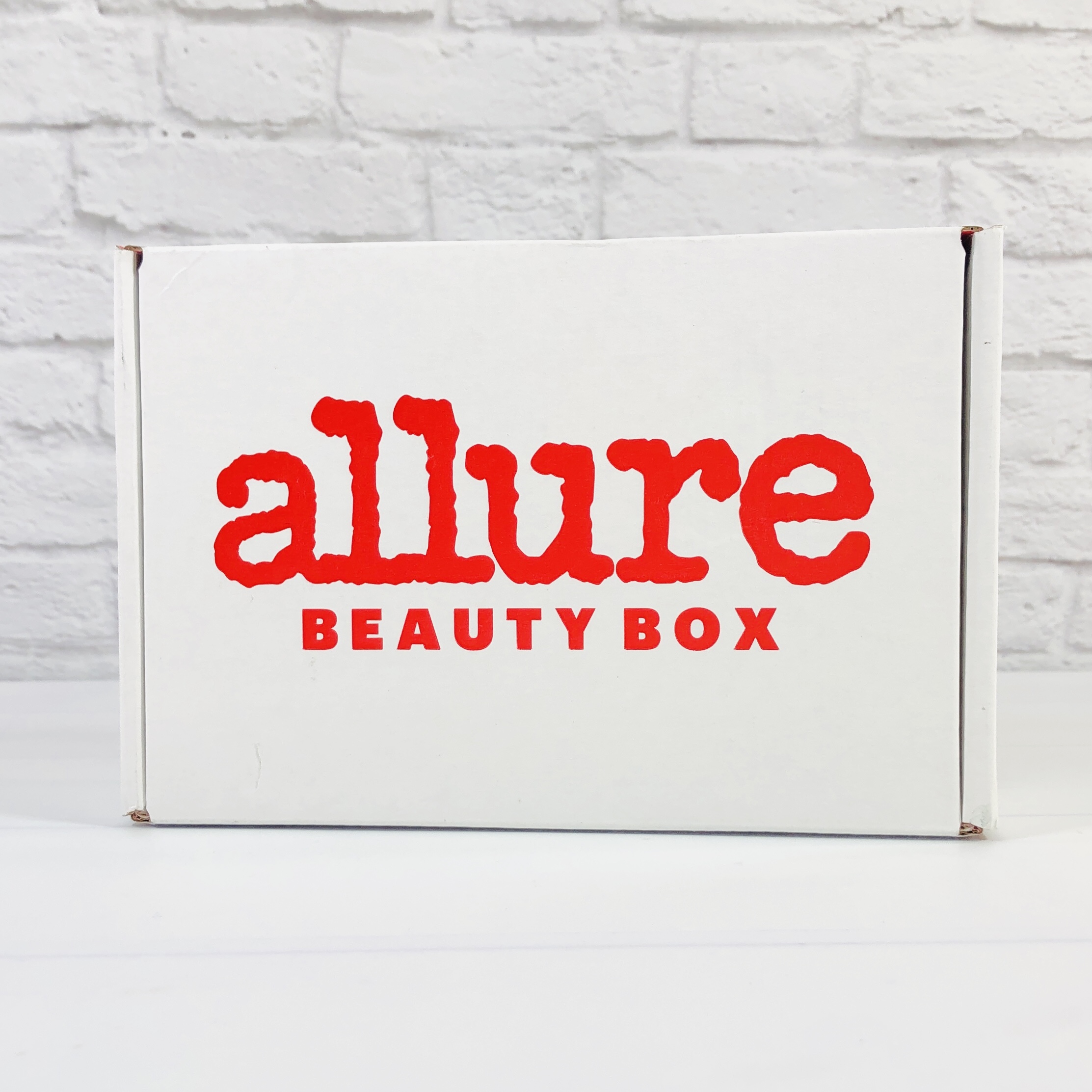 Allure Beauty Box January 2021 Review & Coupon Hello Subscription
