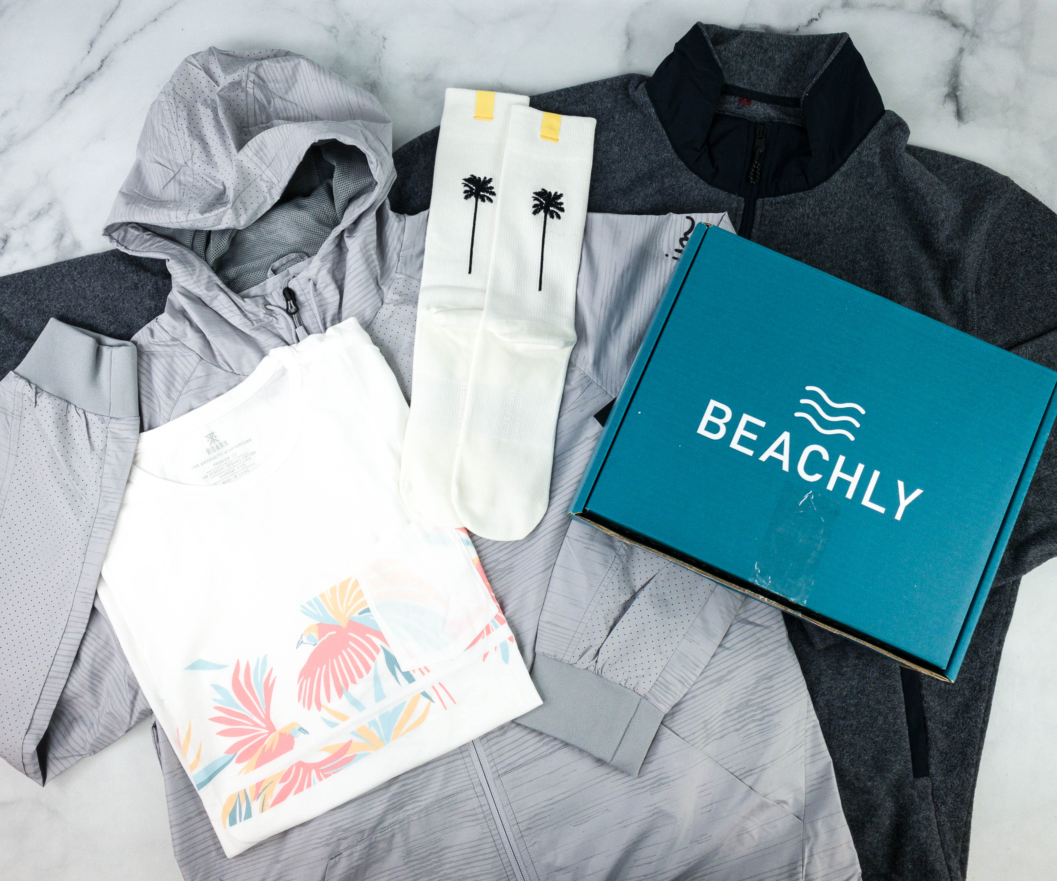 Beachly Men's Box Review: Beach-Inspired Apparel, Accessories