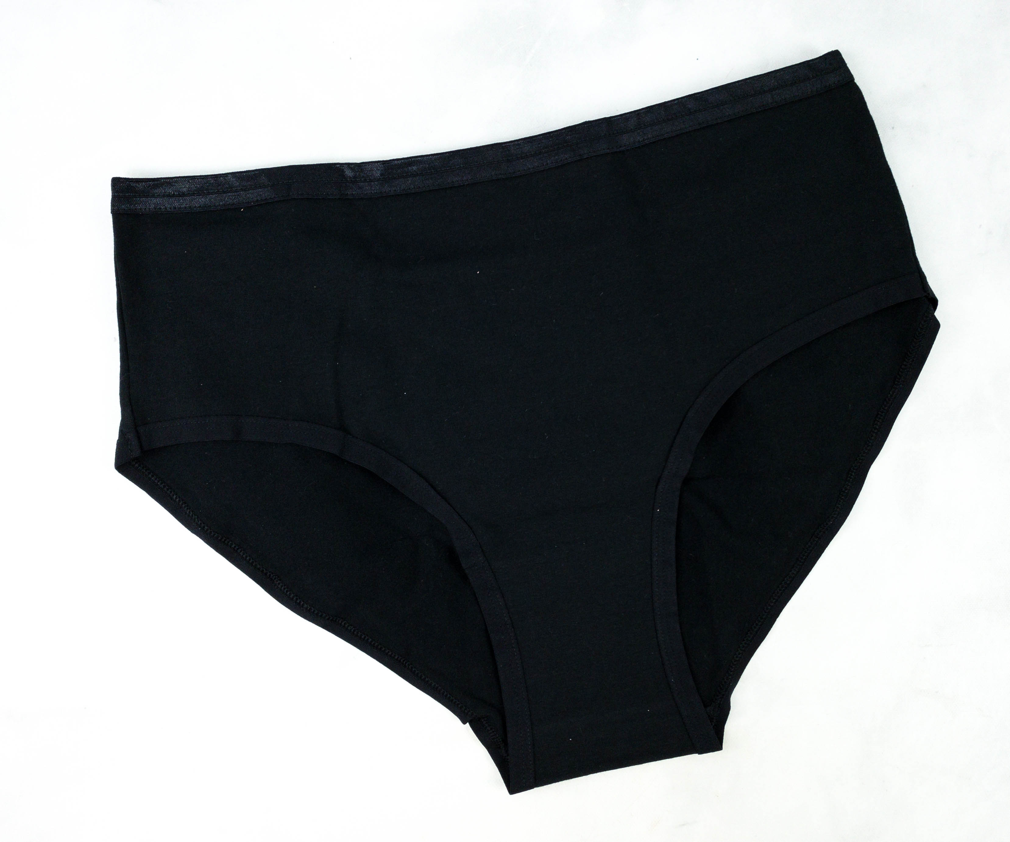 Knickey Review - Organic Underwear Basics - hello subscription
