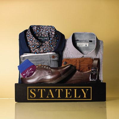 Stately Men Cyber Monday: Suit Up And Get Up To $1000 Worth of Bonus Apparel!