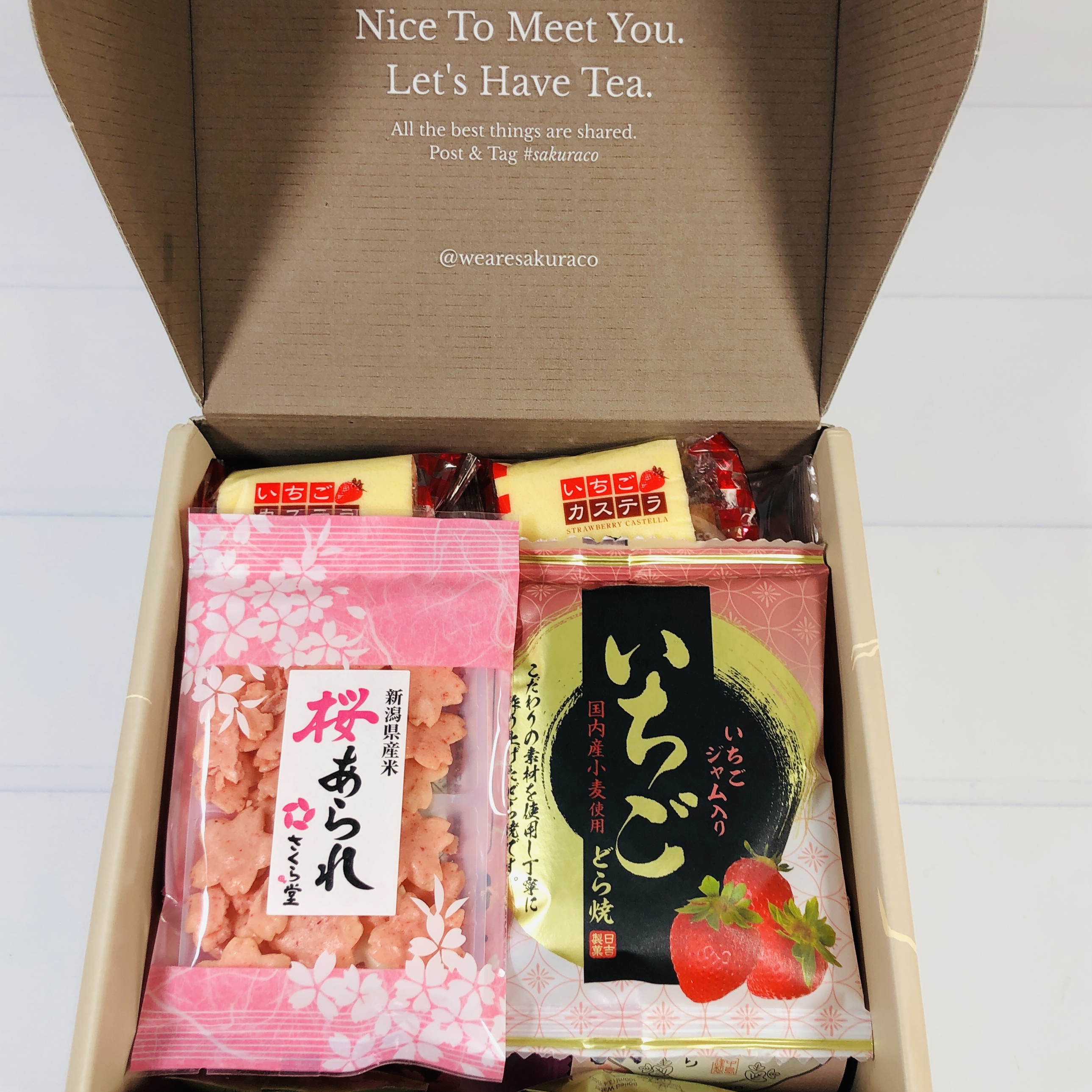 Sakuraco March 2021 Subscription Box Review + Coupon Hello Subscription