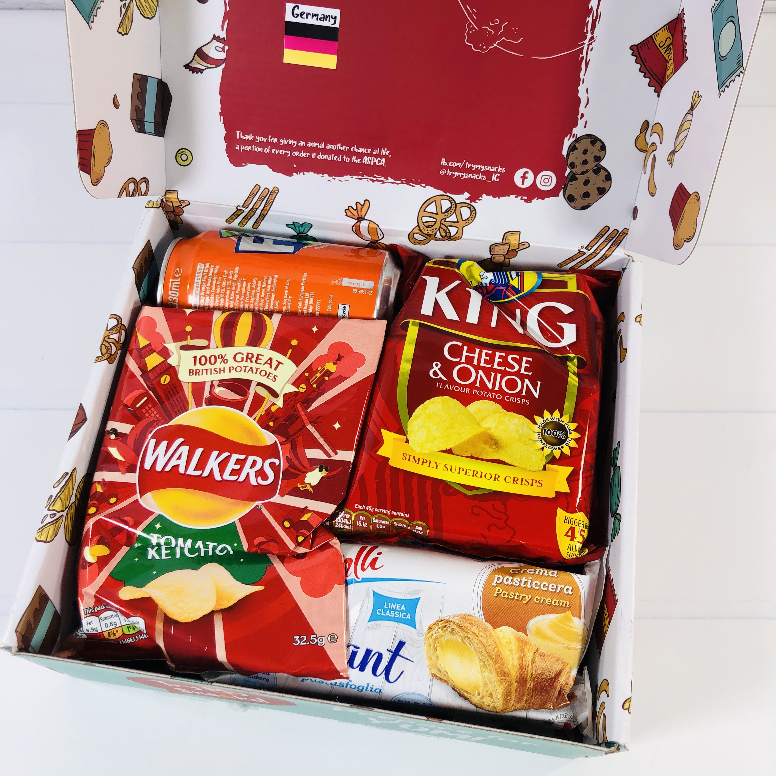 Try My Snacks Subscription Box Review: February 2021 GERMANY - Hello  Subscription