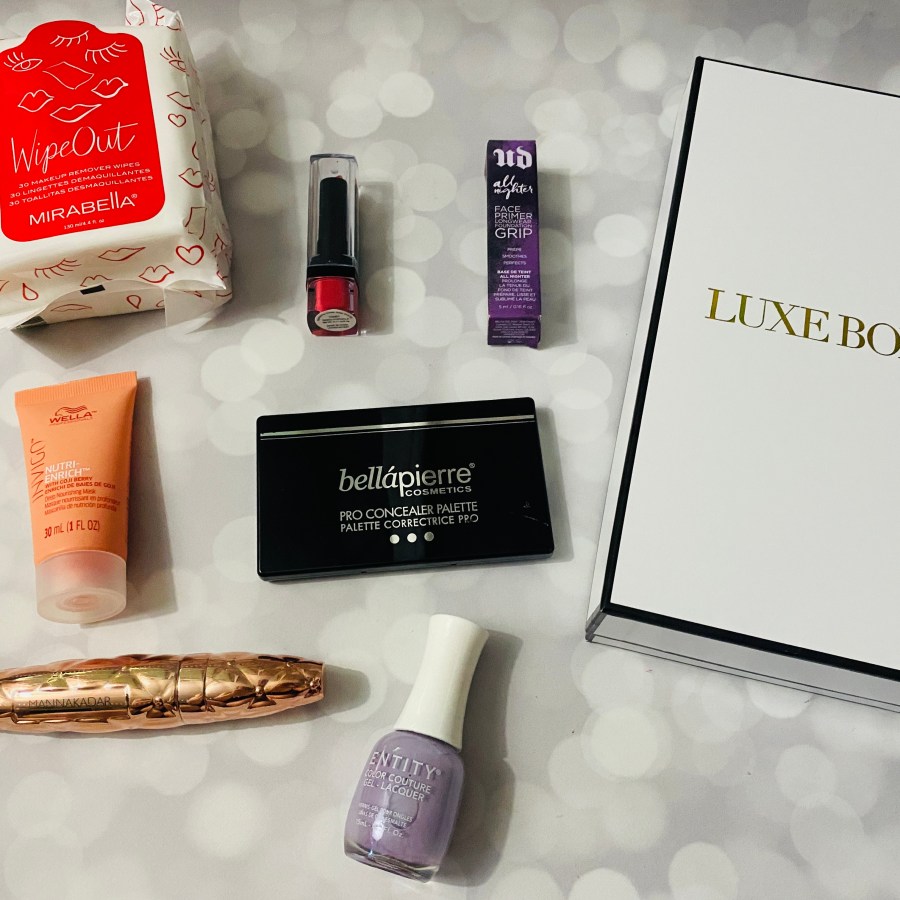 Runner Crate Subscription Box Review & Coupon - July 2016 - hello ...