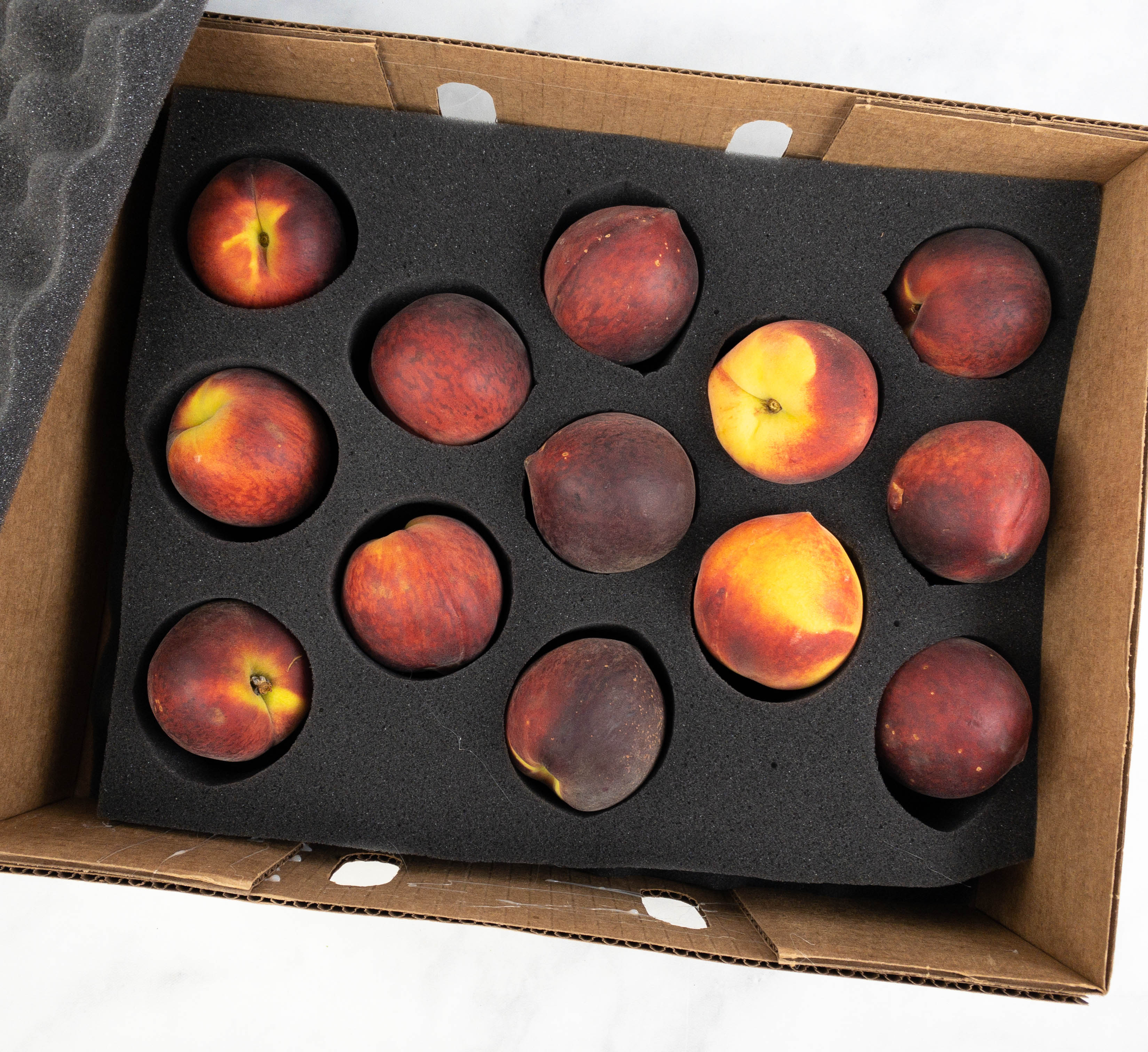 25# Box Nectarines