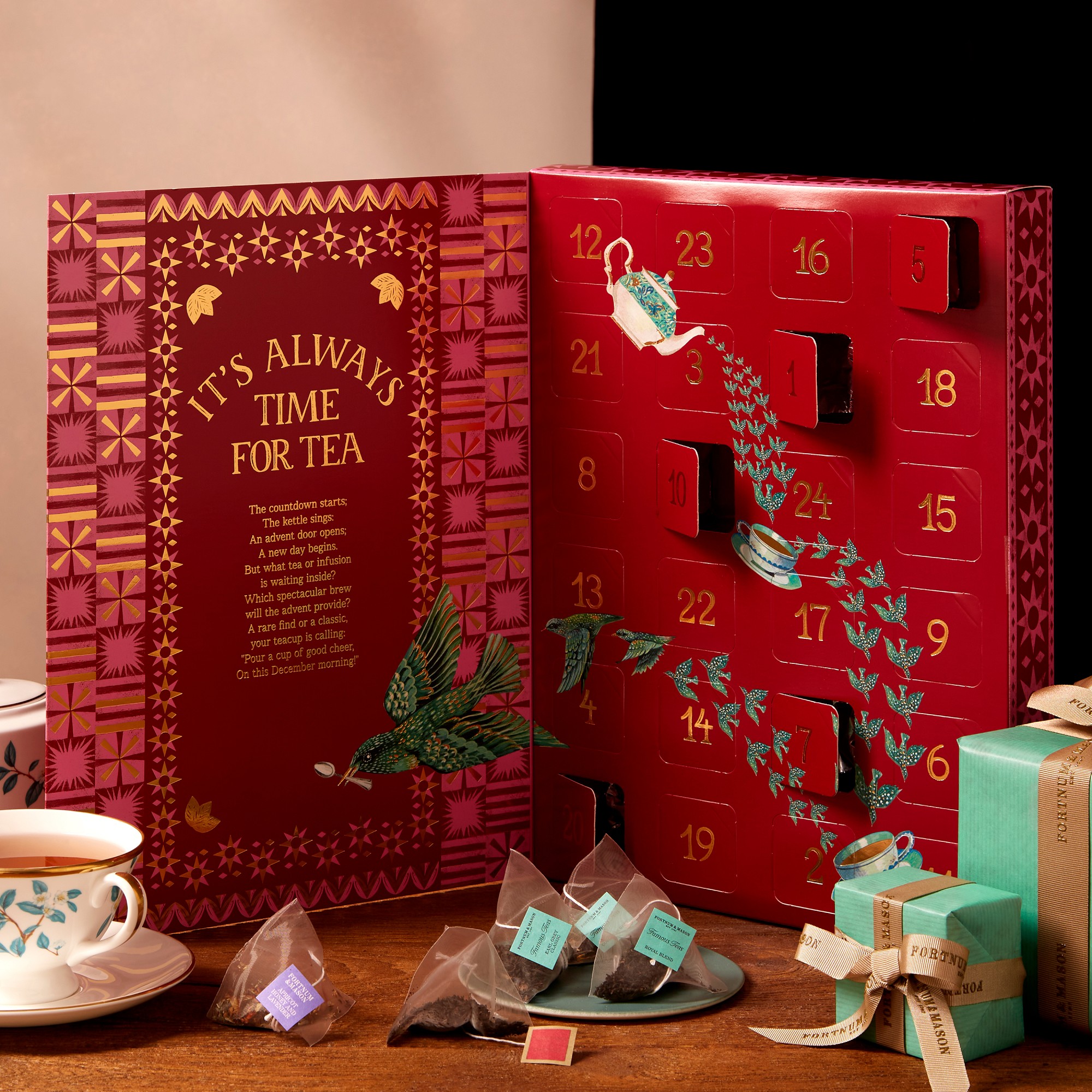 FORTNUM & MASON ティーアドベントカレンダー Fortnum and Mason Tea Advent Calendar Is Here: 24 Rare Teas