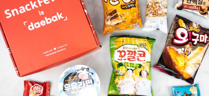 Snack Fever Unboxing + Coupon – August 2021 Deluxe Box!