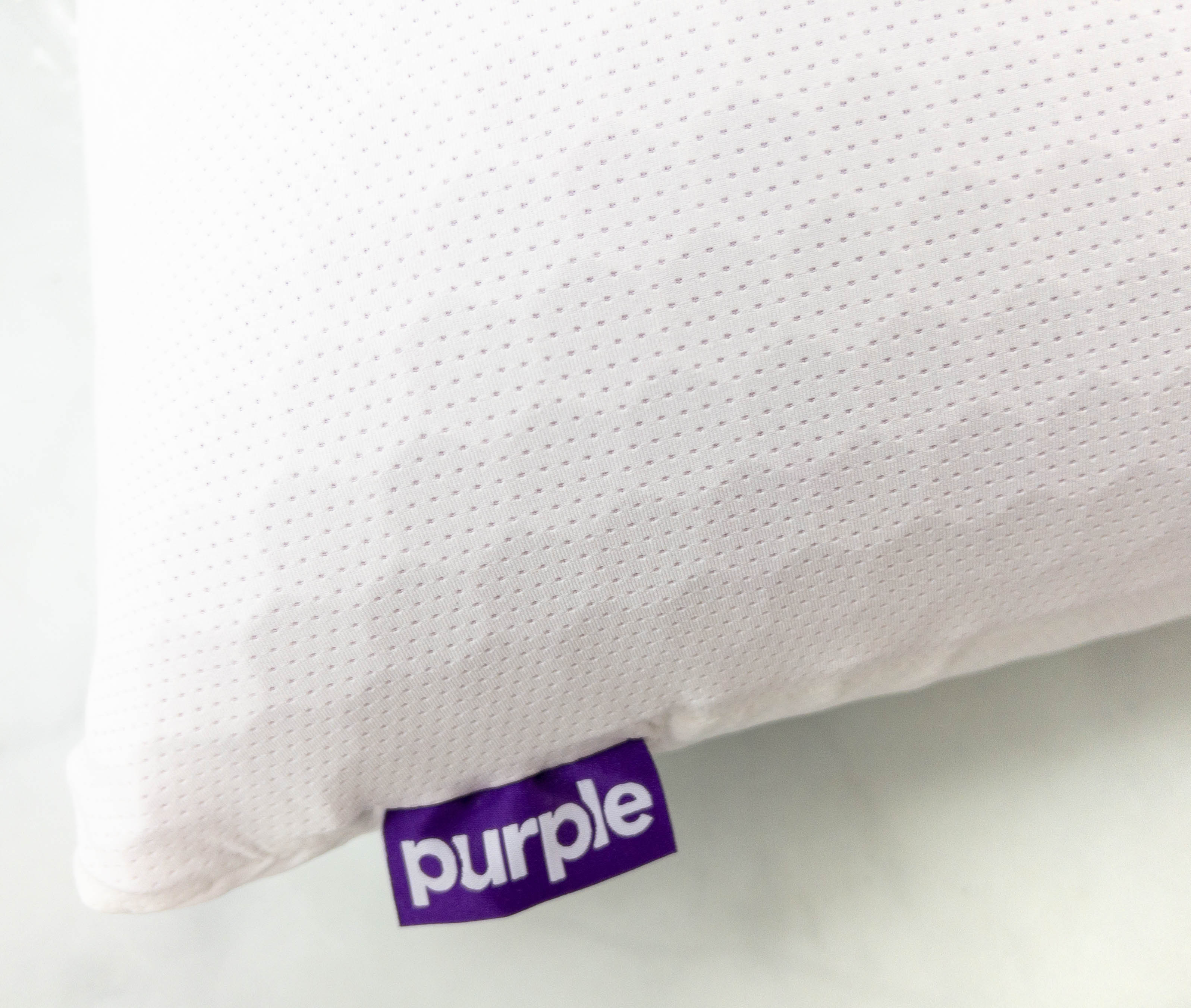 https://hellosubscription.com/wp-content/uploads/2022/01/purple-pillow-HARMONY-TALL-4.jpg?quality=90&strip=all