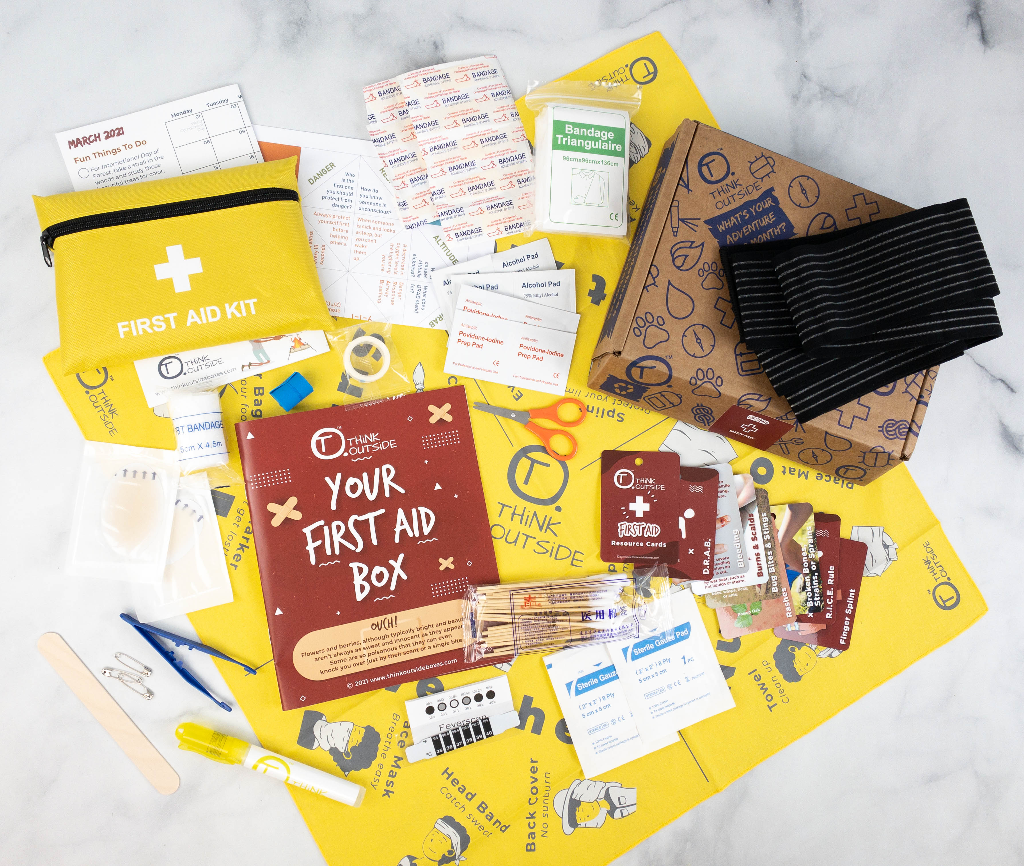 THiNK OUTSiDE BOXES Review - YOUR FIRST AID BOX! - Hello Subscription