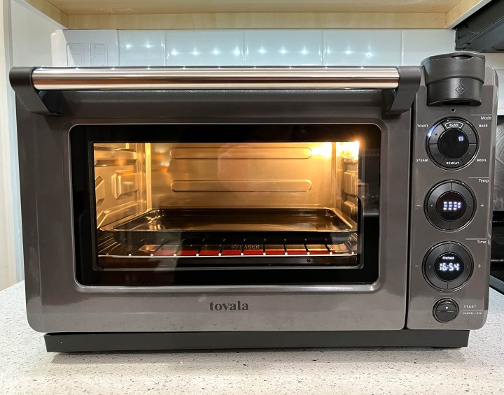 I Tried the Tovala Smart Oven for Fast Home Cooking