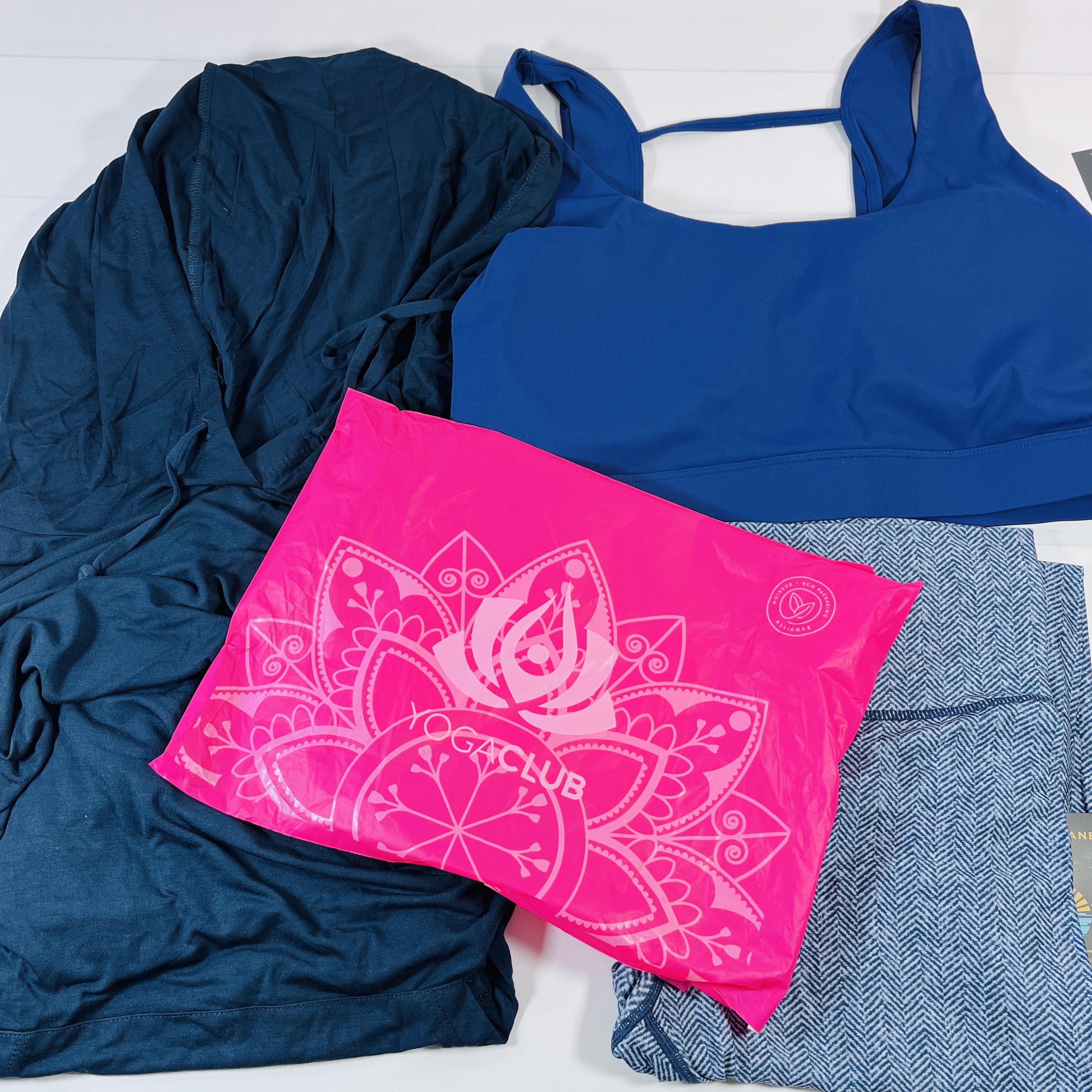 Why High Quality Yoga Apparel Matters – YogaClub