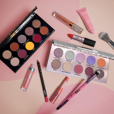 LiveGlam Club Coupon: FREE Brush Or Lippie With First Beauty Box!