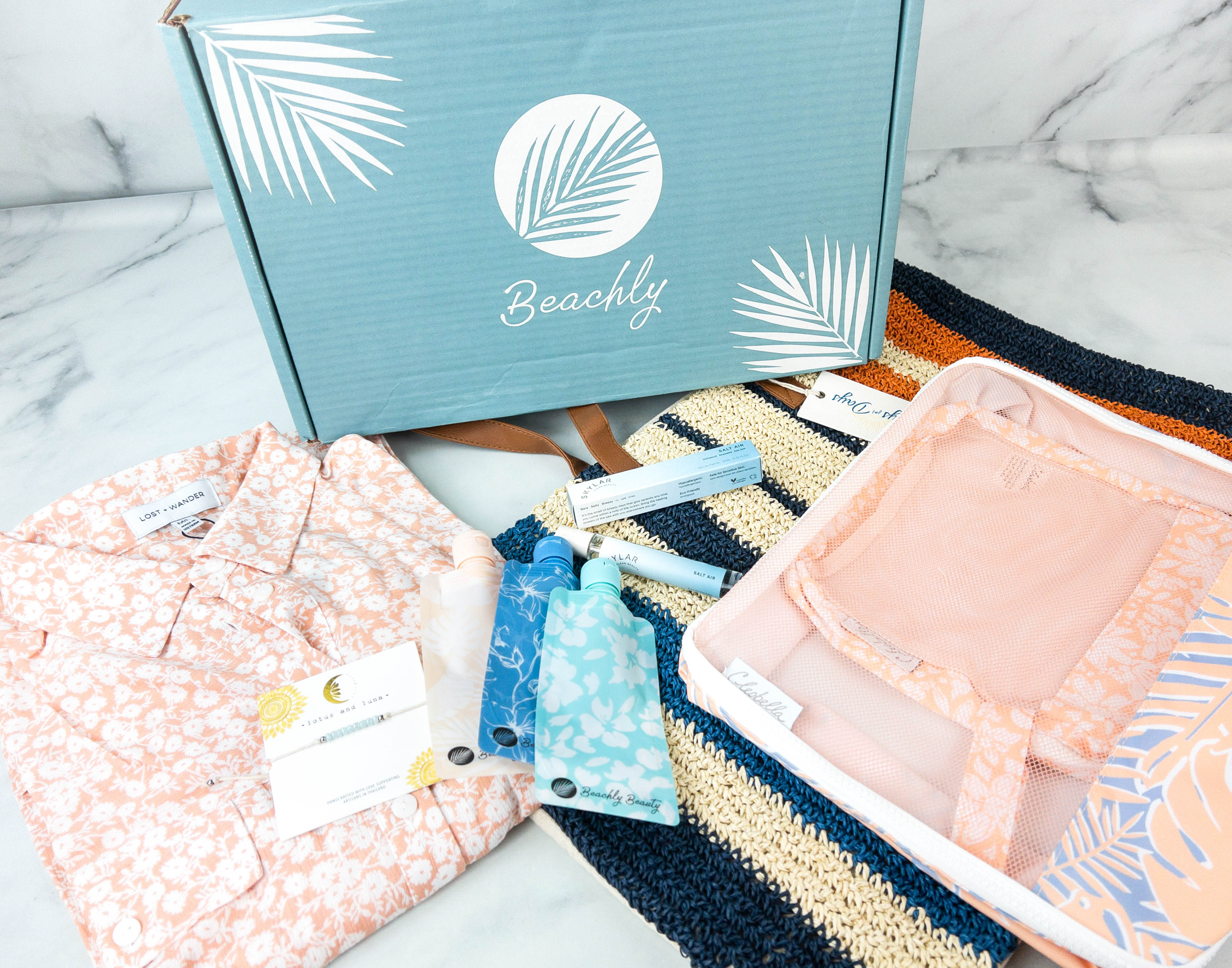 Beachly Women's Box A BeachThemed Box Overflowing With Spring Vibes