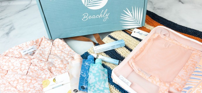 Beachly Women’s Box: A Beach-Themed Box Overflowing With Spring Vibes!