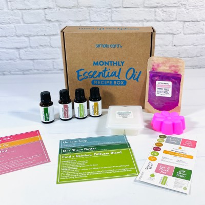 Simply Earth March 2022 Review: Clean Beauty Essential Oil Box!