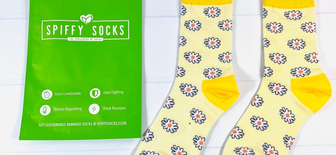 Spiffy Socks Review: Bright and Floral Socks For Spring!