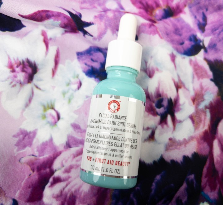 First Aid Beauty Facial Radiance Niacinamide Dark Spot Serum Review