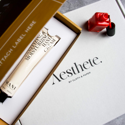The Aesthete Box by CLOTH & PAPER Summer 2022 Spoilers: esprit d’aventure!