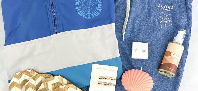Beachly Women’s Box Fall 2022 Review: Cozy Vibes With Coastal Lifestyle Products!