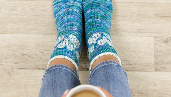 Annie’s Love to Knit Socks Club Coupon: 50% OFF Your First Month of Knitting!