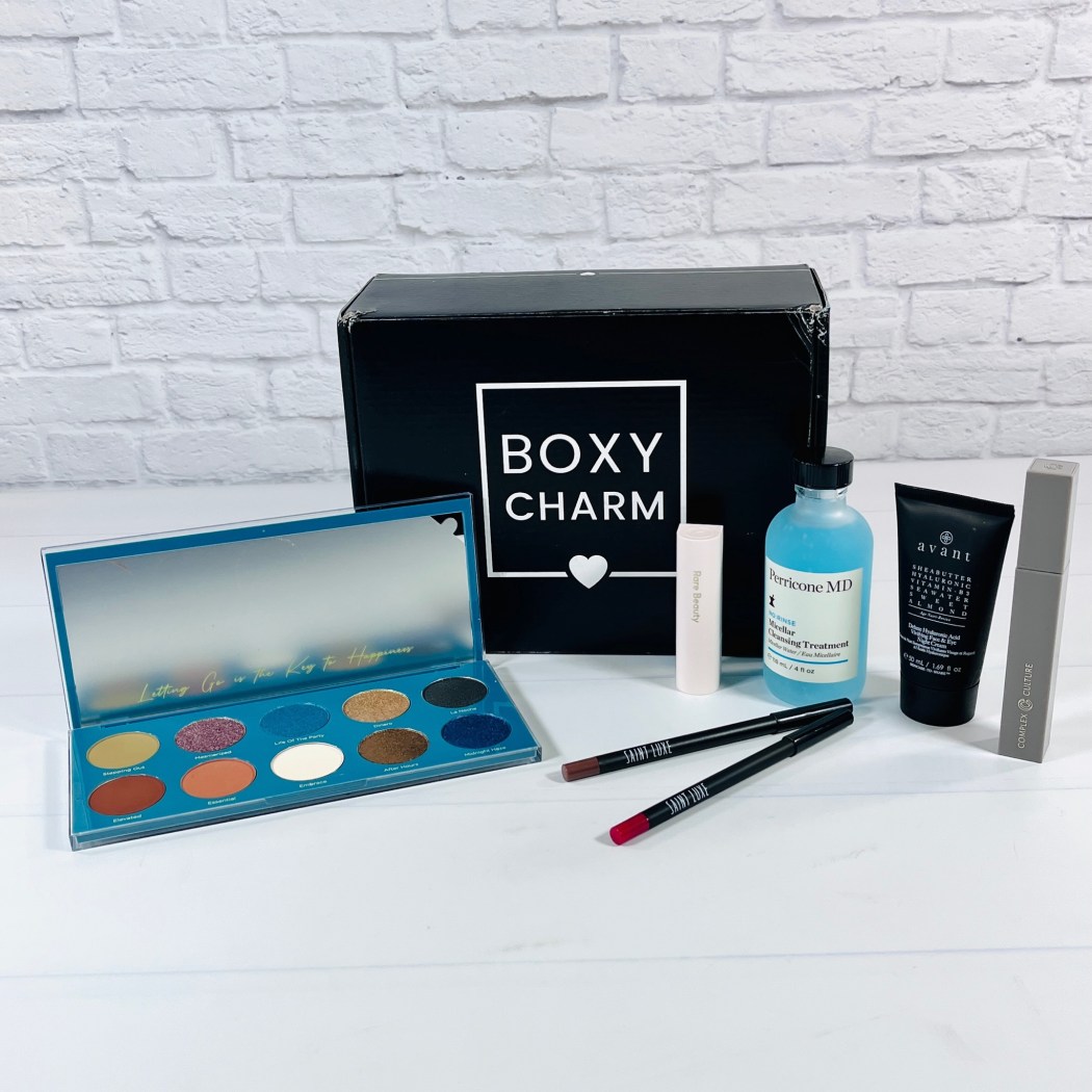 Beauty Discovery Crate: Beauty Mystery Box Makeup & Skincare, Discover New  Products, Women's Mystery Box 