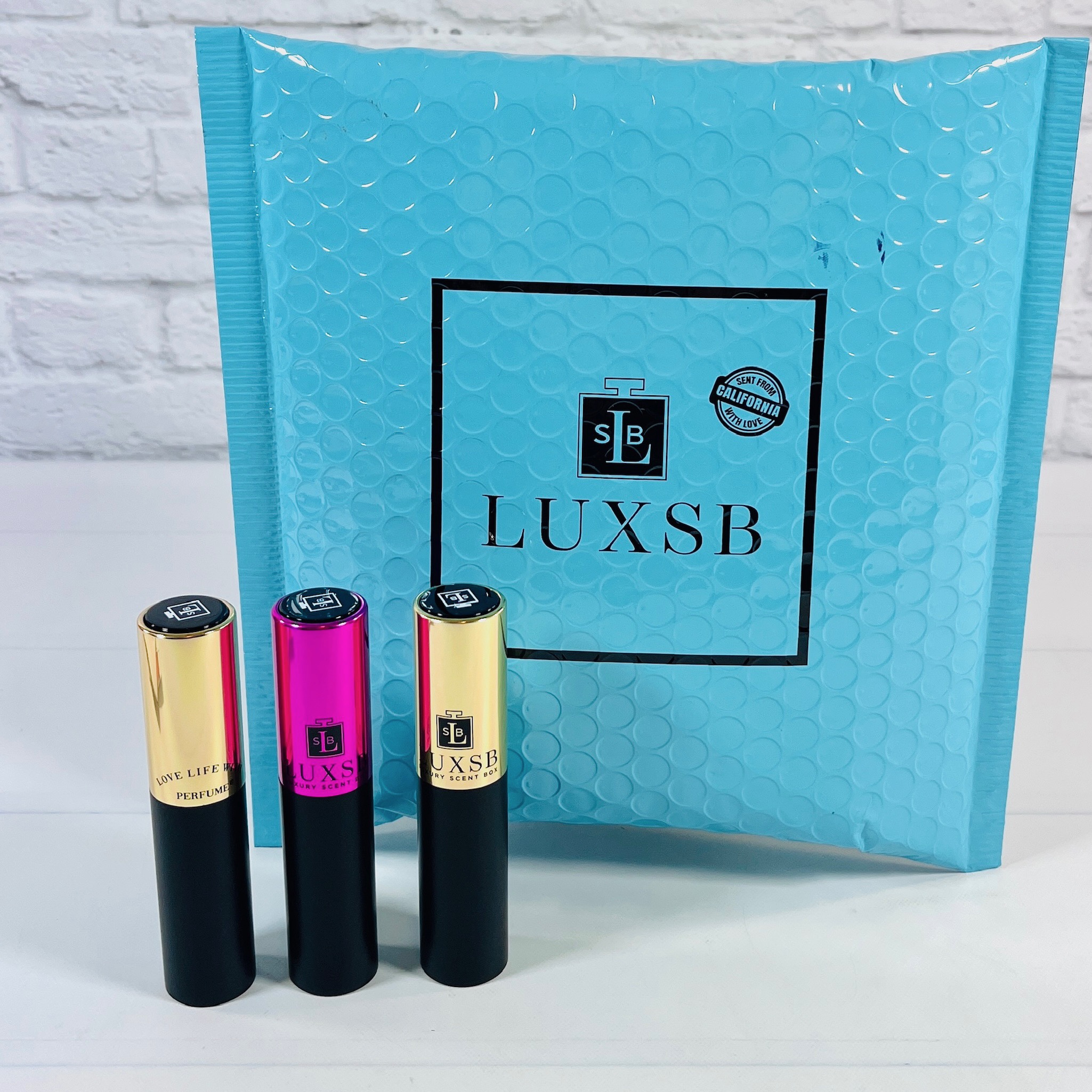 LUXSB  Official Luxury Scent Box Perfume Subscription: Designer & Niche  Fragrances